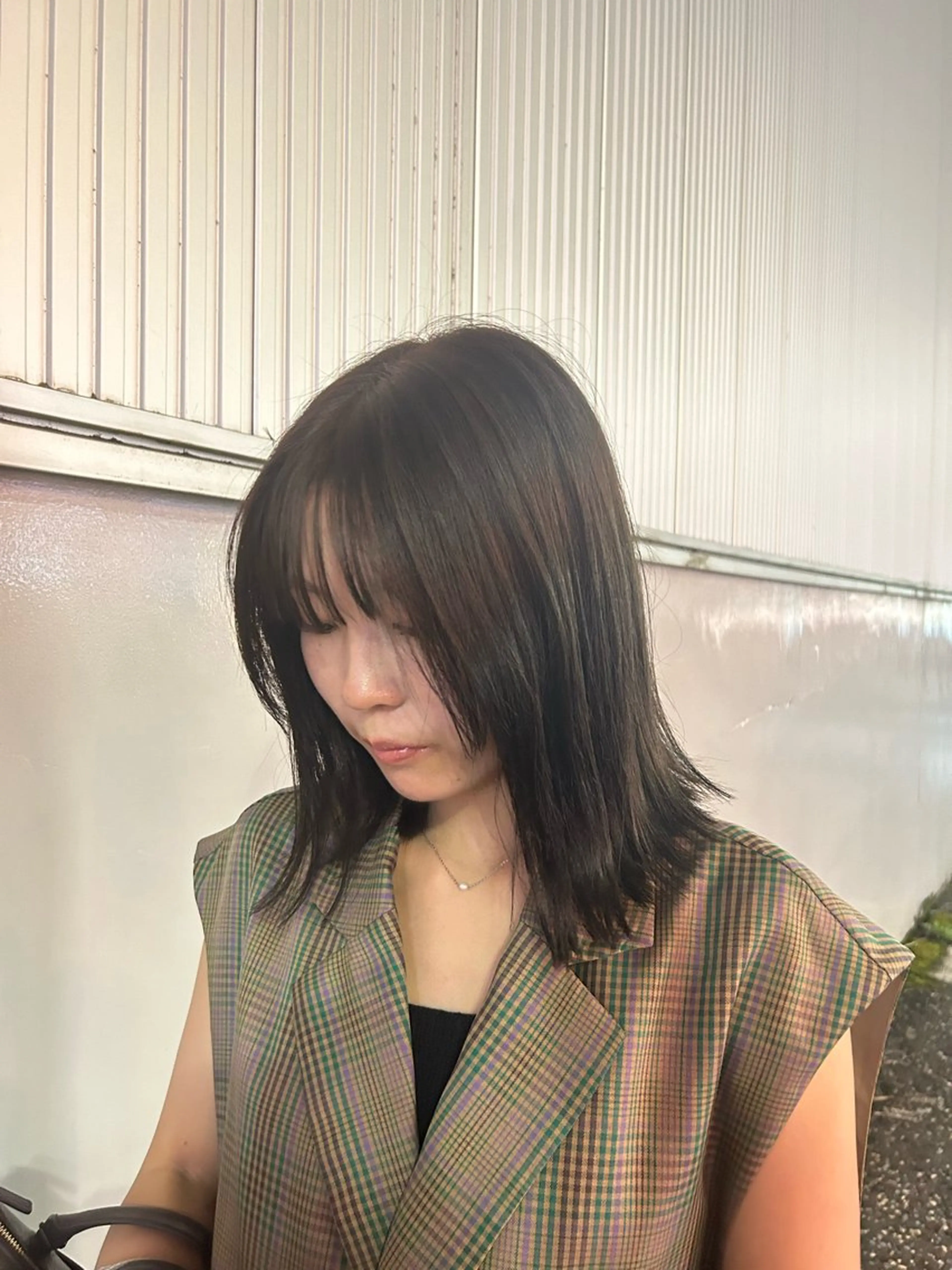 ミディアム カラー Yui. レイヤー/パーマのヘアスタイル