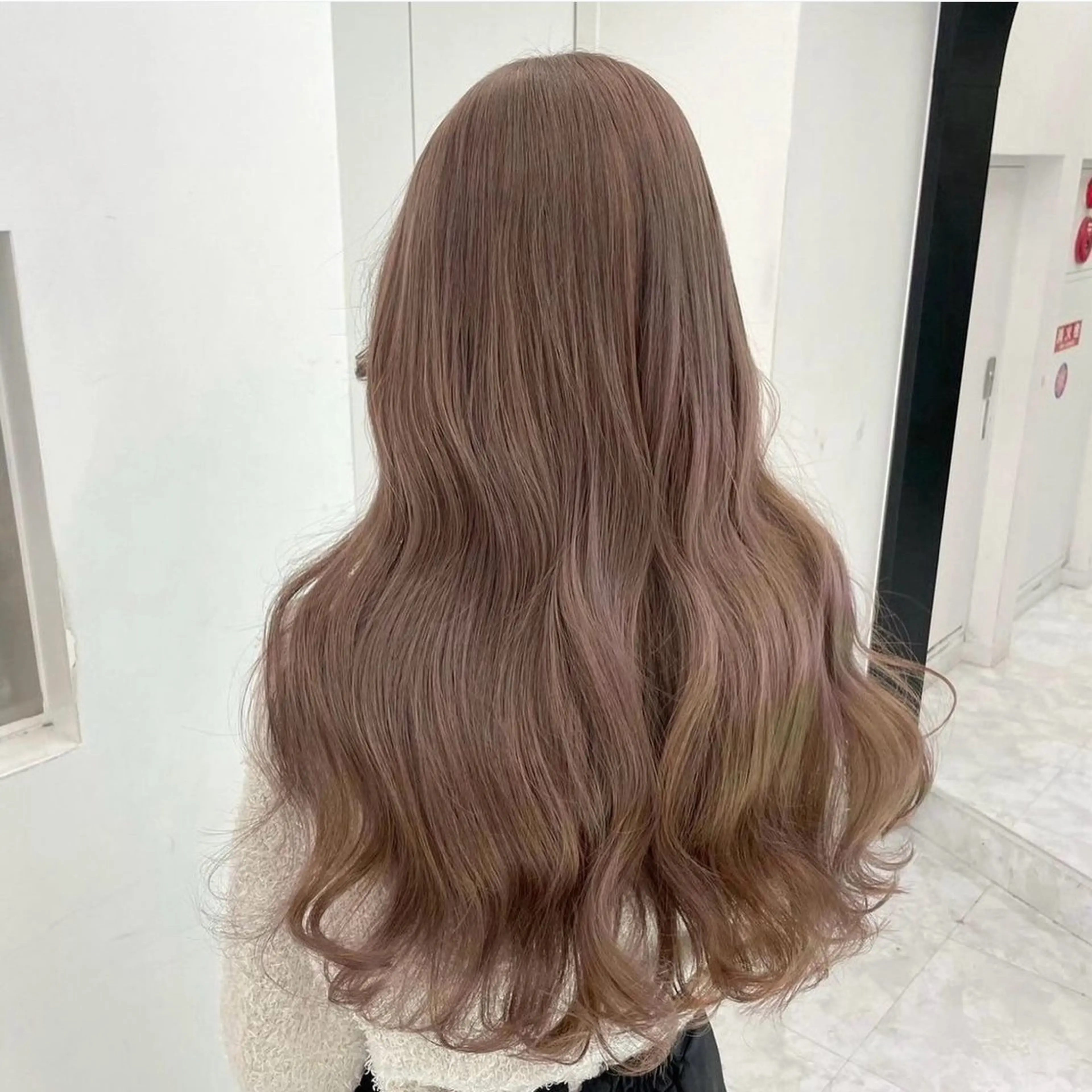 ロング ダブルカラー特化✨ /透明感カラーゆりあのヘアスタイル