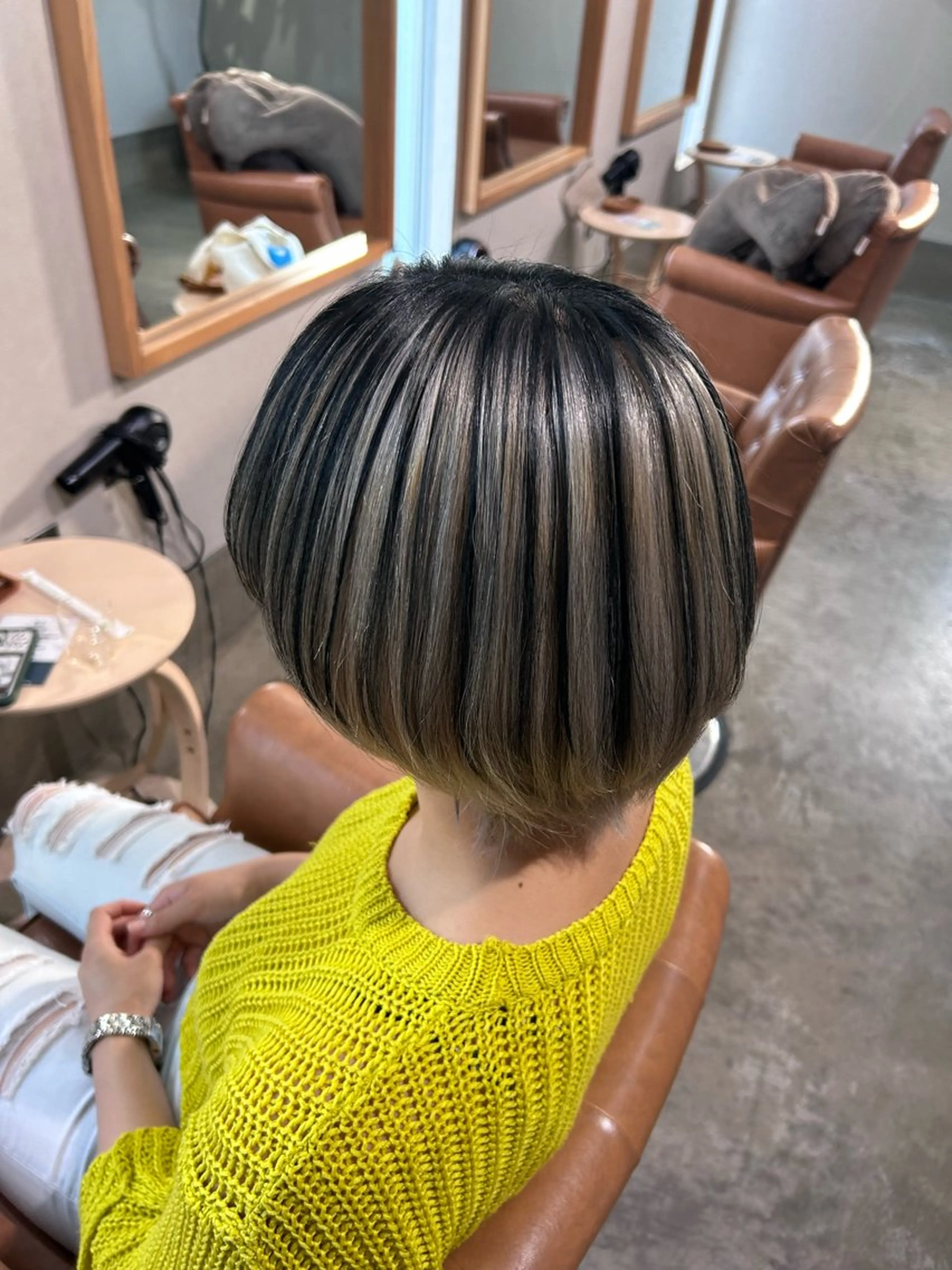 カラー まつやま さおりのヘアスタイル