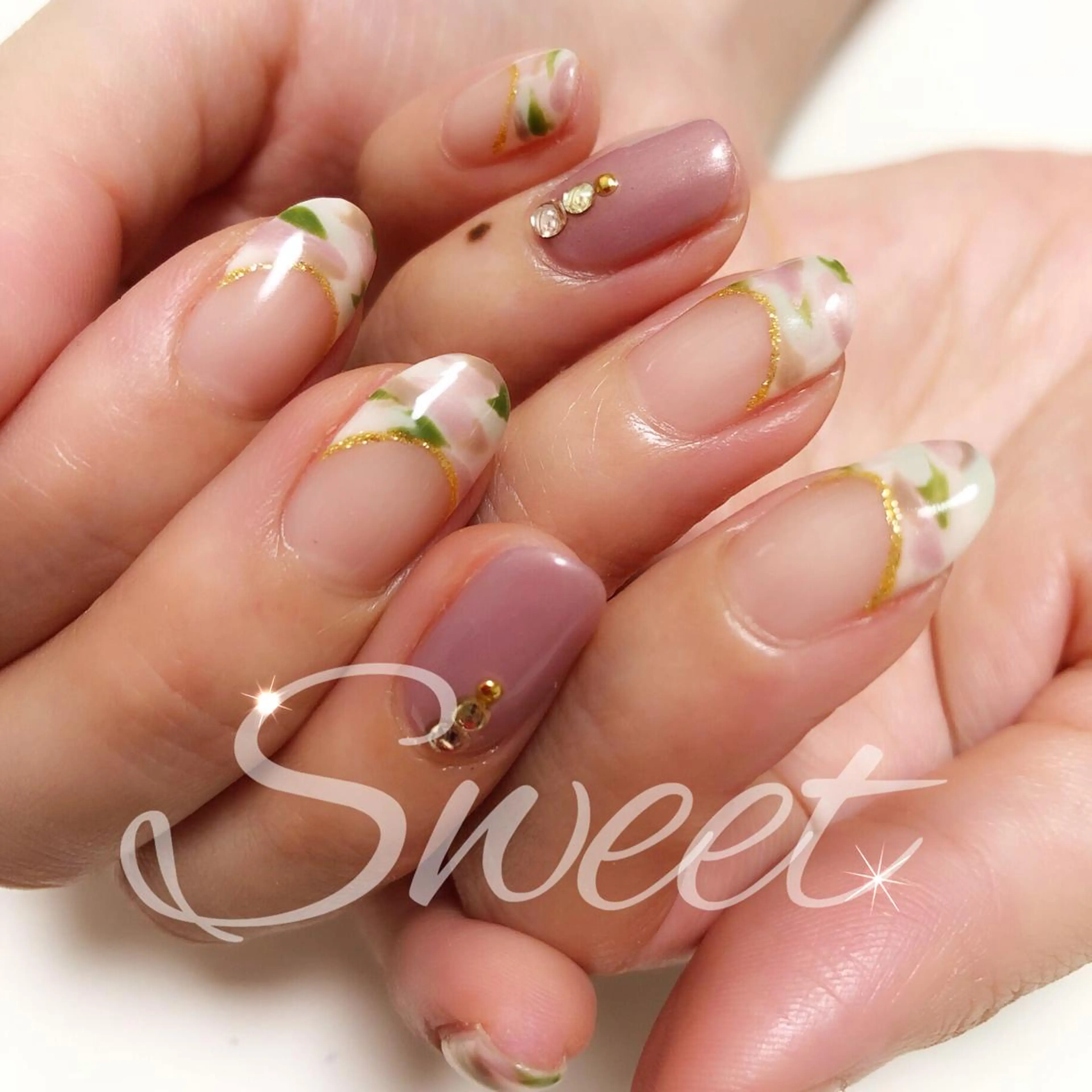 ネイル sweet 仲野陽子のネイルデザイン