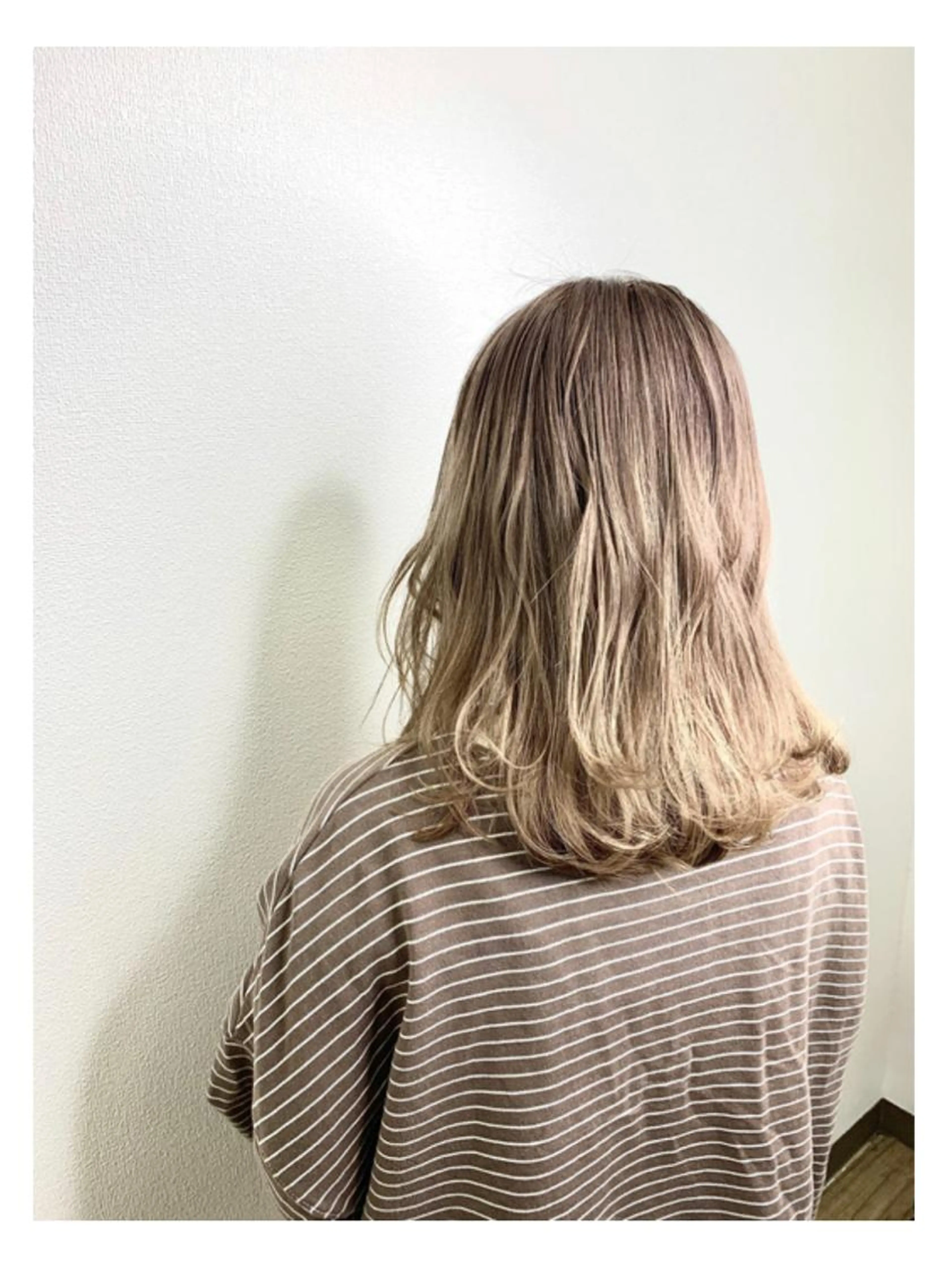 【ブリーチ一回】ダブルカラーorハイライトカラー＋濃厚ケア剤＋カット＋tokioトリートメント🌈✨の写真