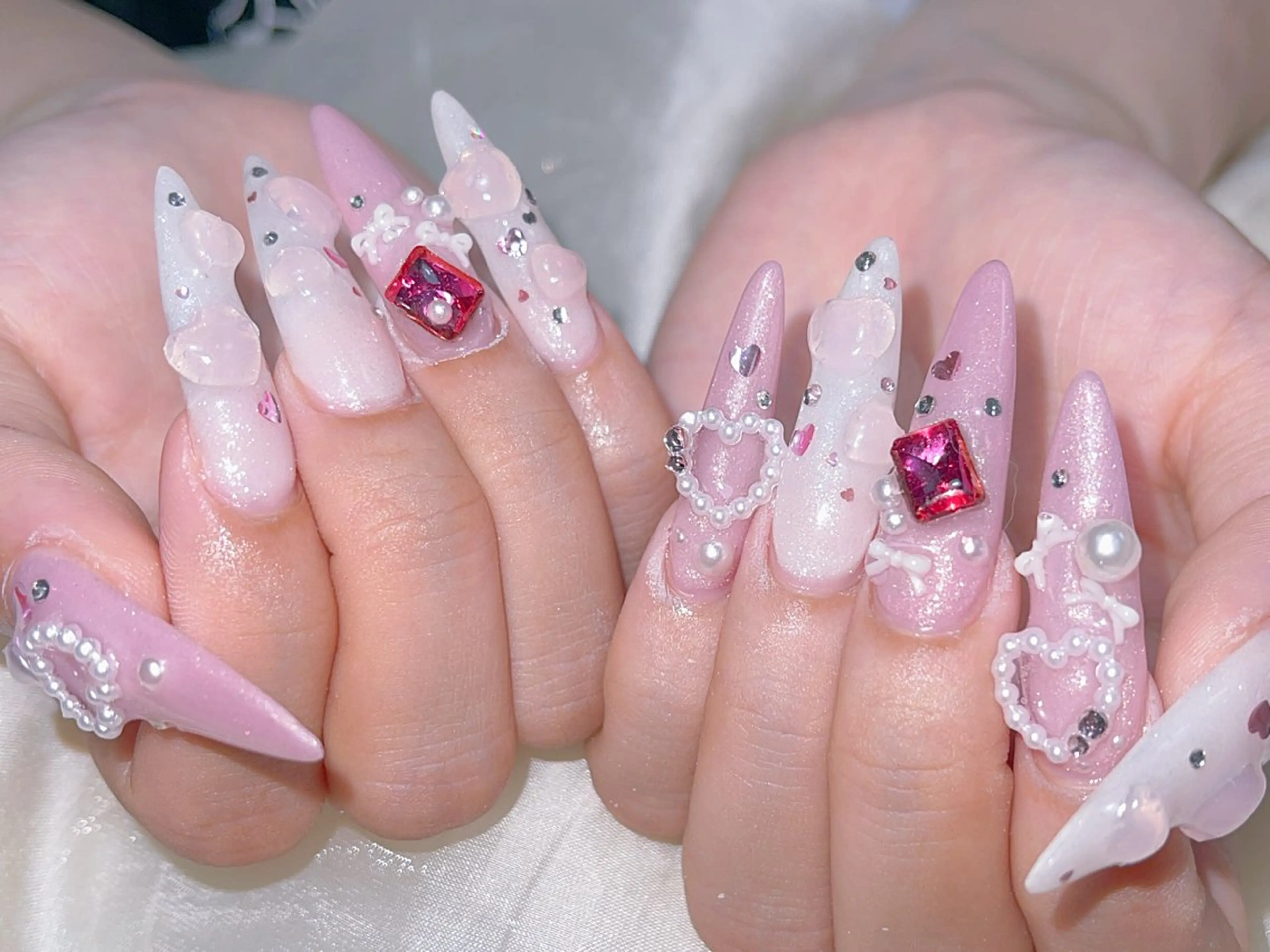 ネイル 🎀ネイルサロン エクラYUI🎀のネイルデザイン