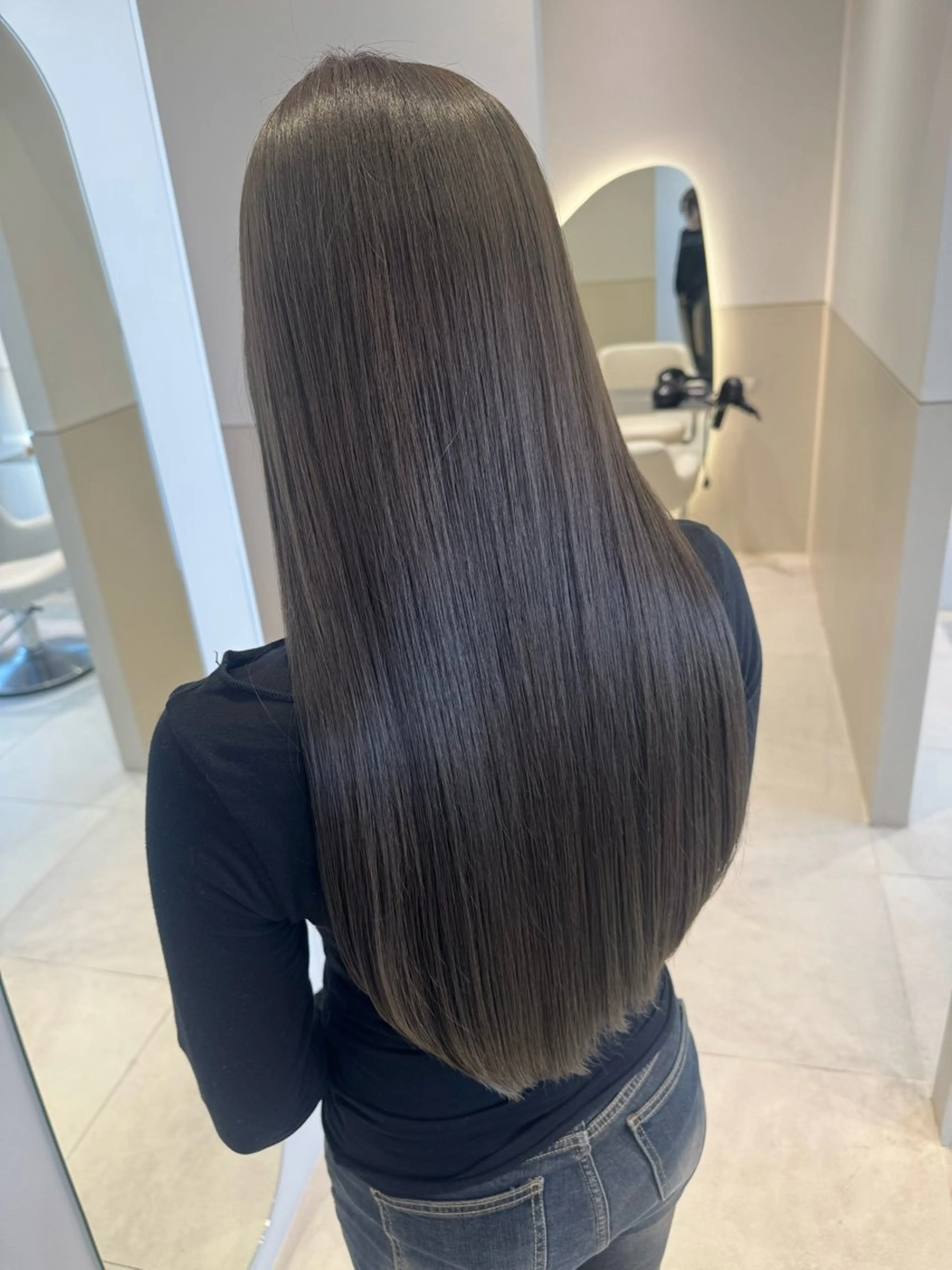 【迷ったらコチラ💕✨】カット+ケアカラー+髪質改善トリートメントの写真