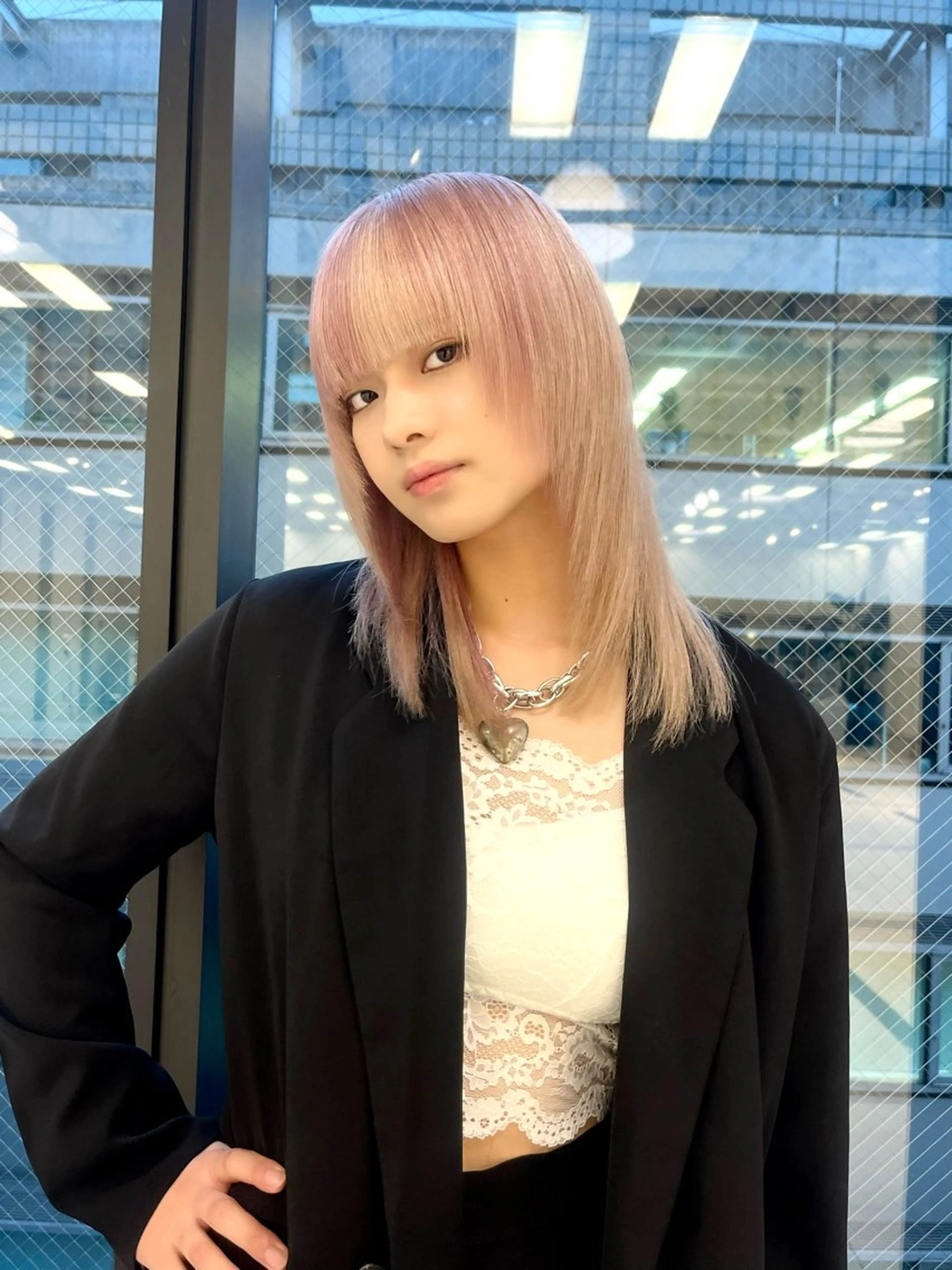 セミロング カラー ウルフ🦋顔まわり ❤︎ ͛MEIのヘアスタイル