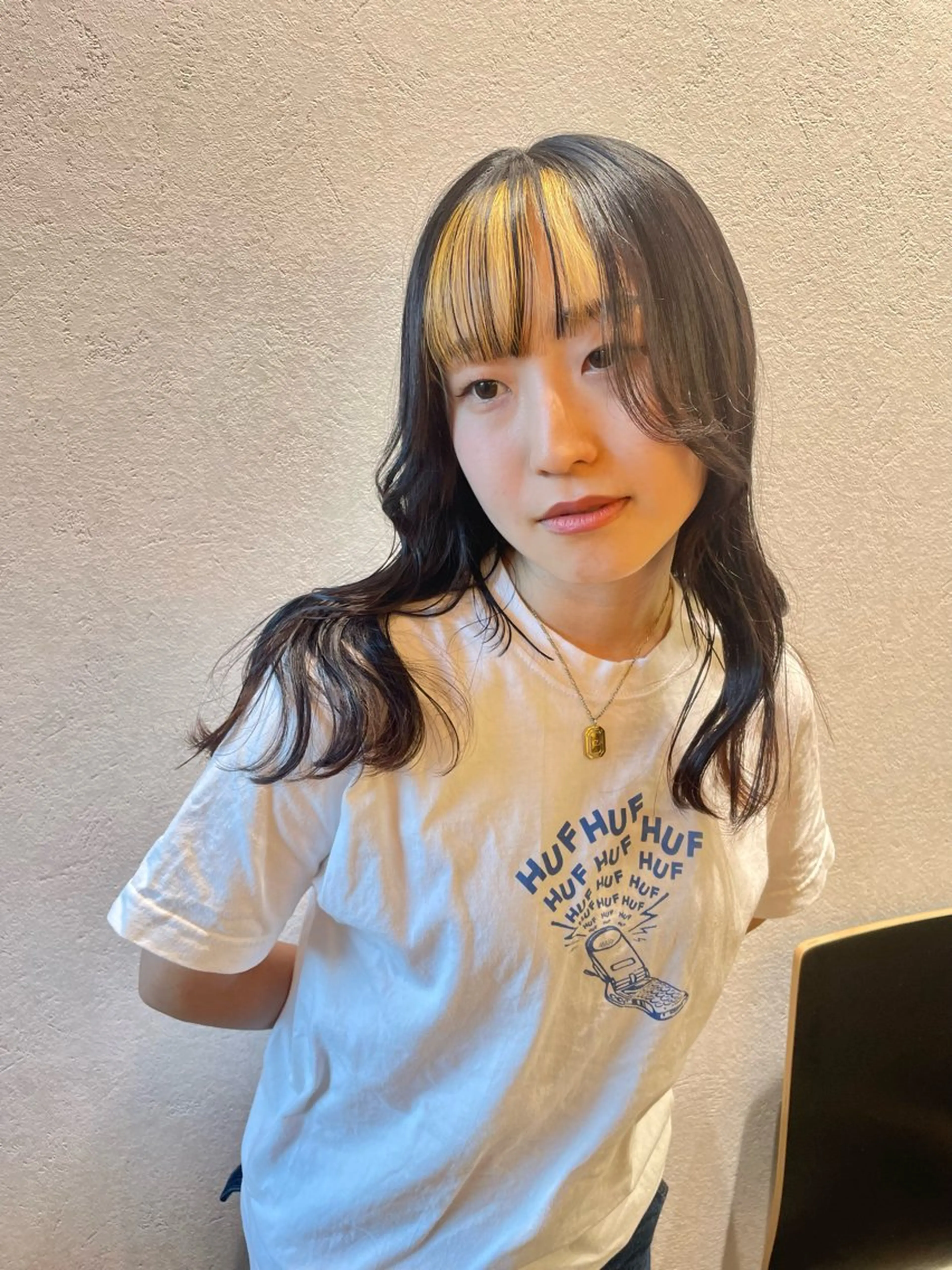 セミロング ヘアカラー レイン🌏🌱 似合わせ/ハイトーンのヘアスタイル