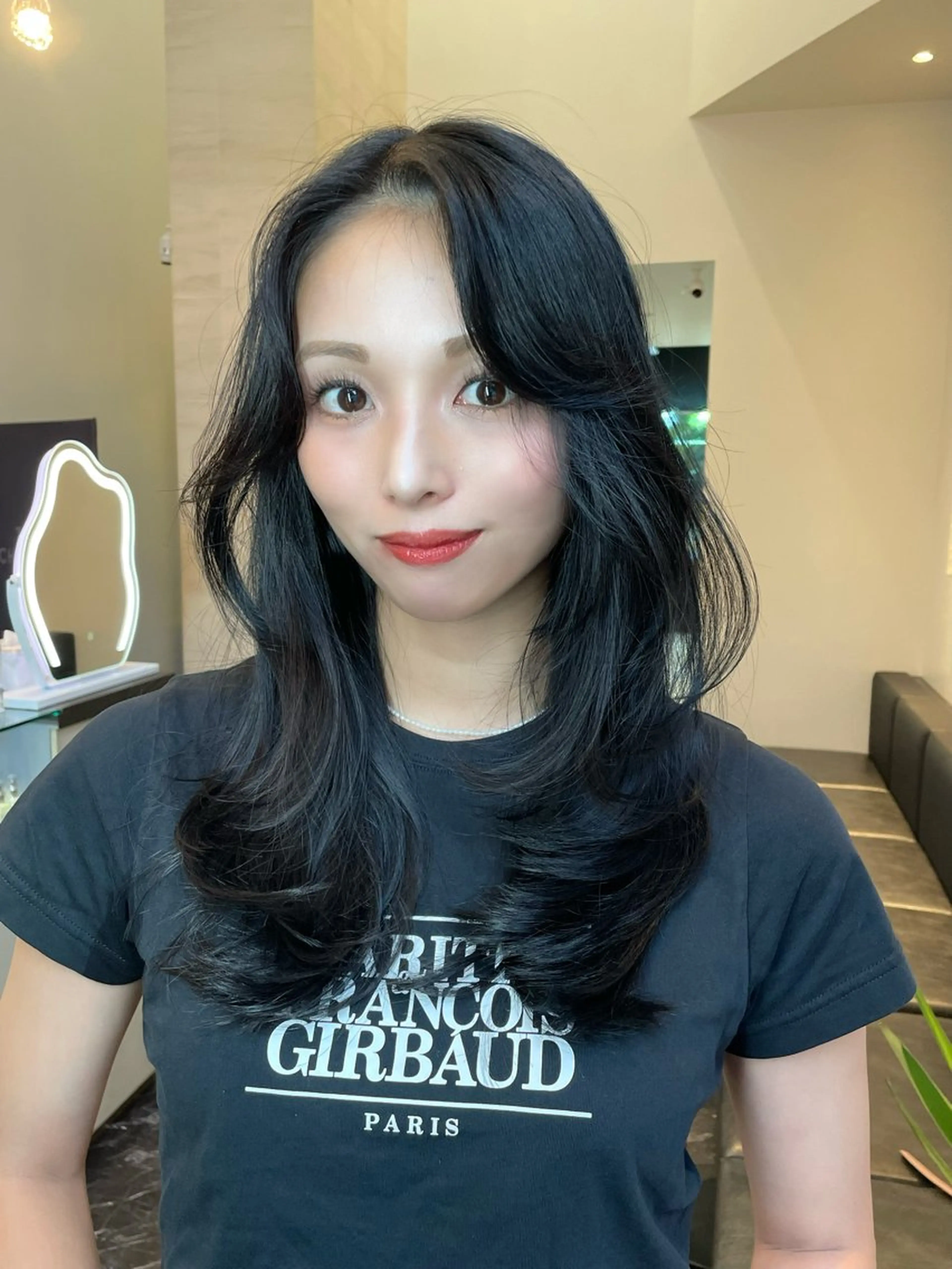 ロング カット ヘアカラー 韓国ヘア🇰🇷 YURIYAのヘアスタイル