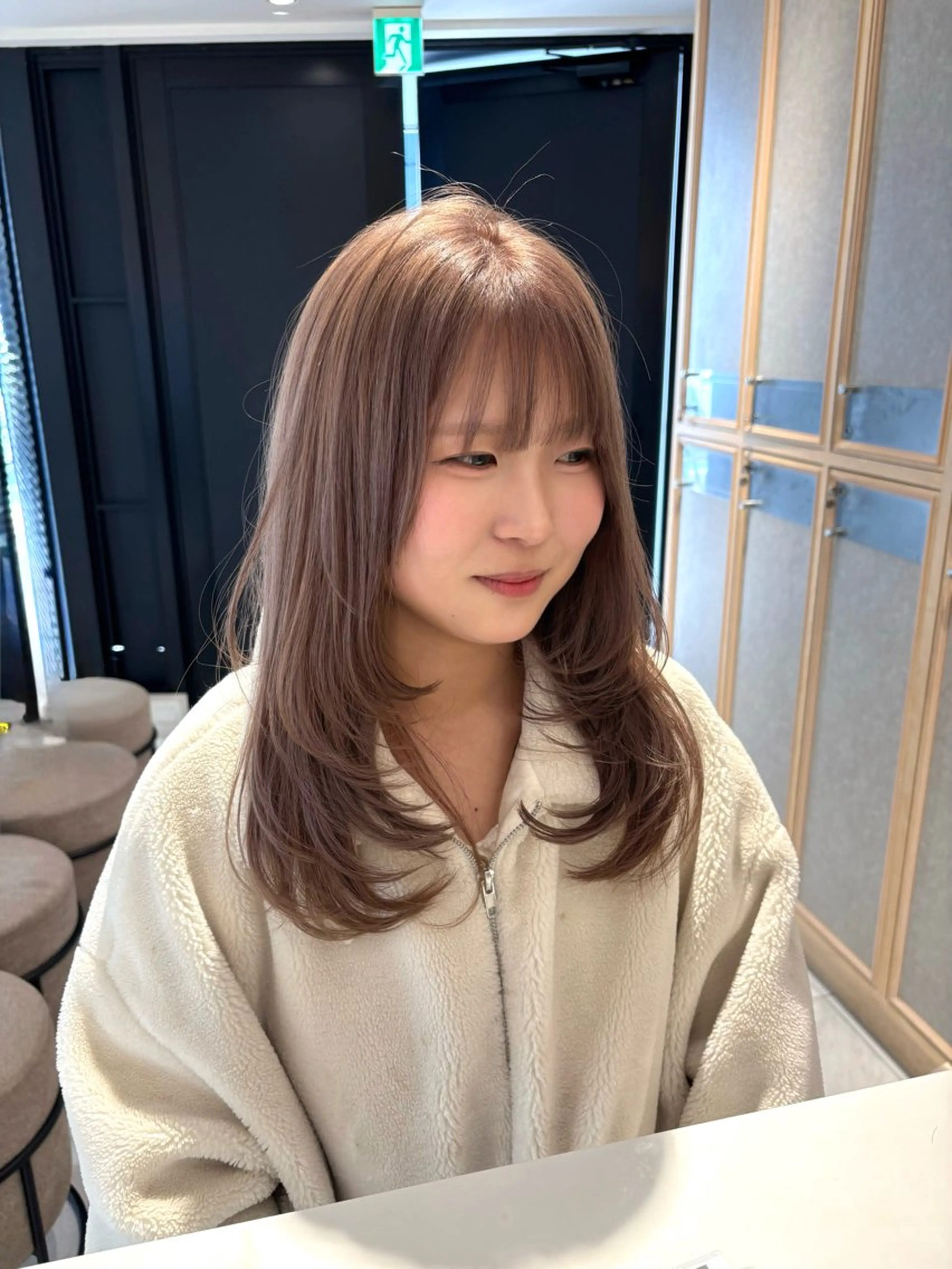 ロング カラー ベージュカラー ミルクティーベージュ レイヤーカット カット ヘアカラー トリートメント ヘアセット 垢抜け/レイヤー /艶カラー🪼風香のヘアスタイル
