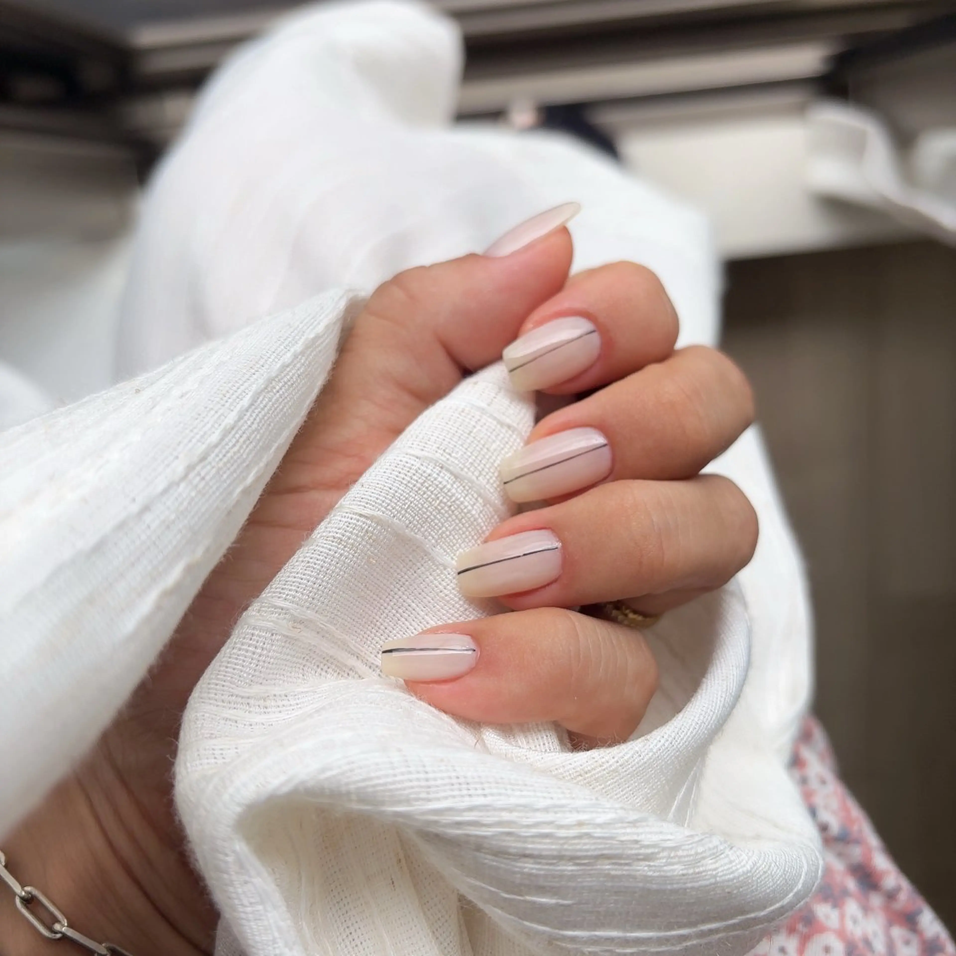 ミディアム 33 nail salon 徳山里美のネイルデザイン