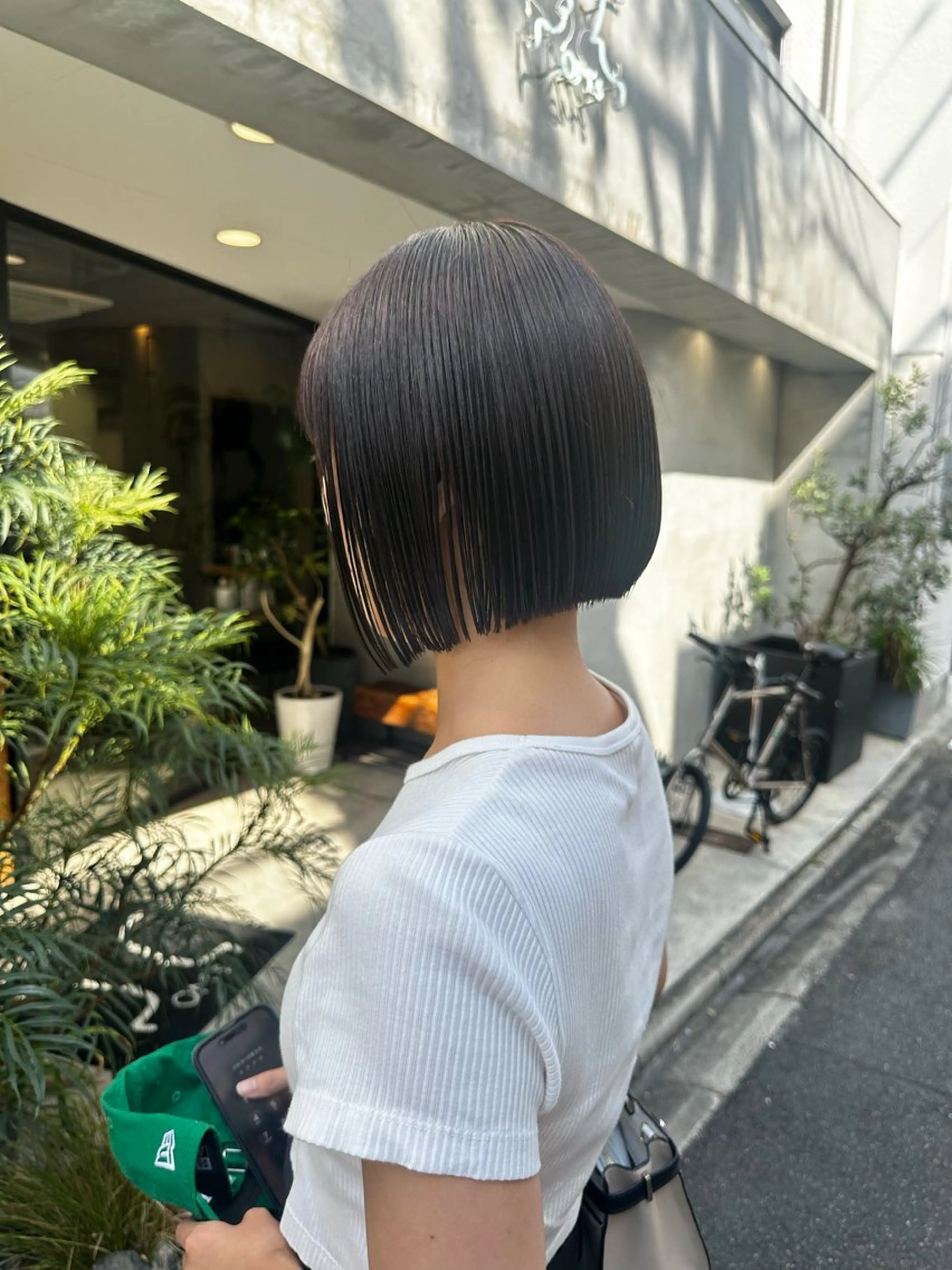 ショート 切りっぱなしボブ ボブ 森田楓乃/上前津/ 大須/ブリーチカラーのヘアスタイル