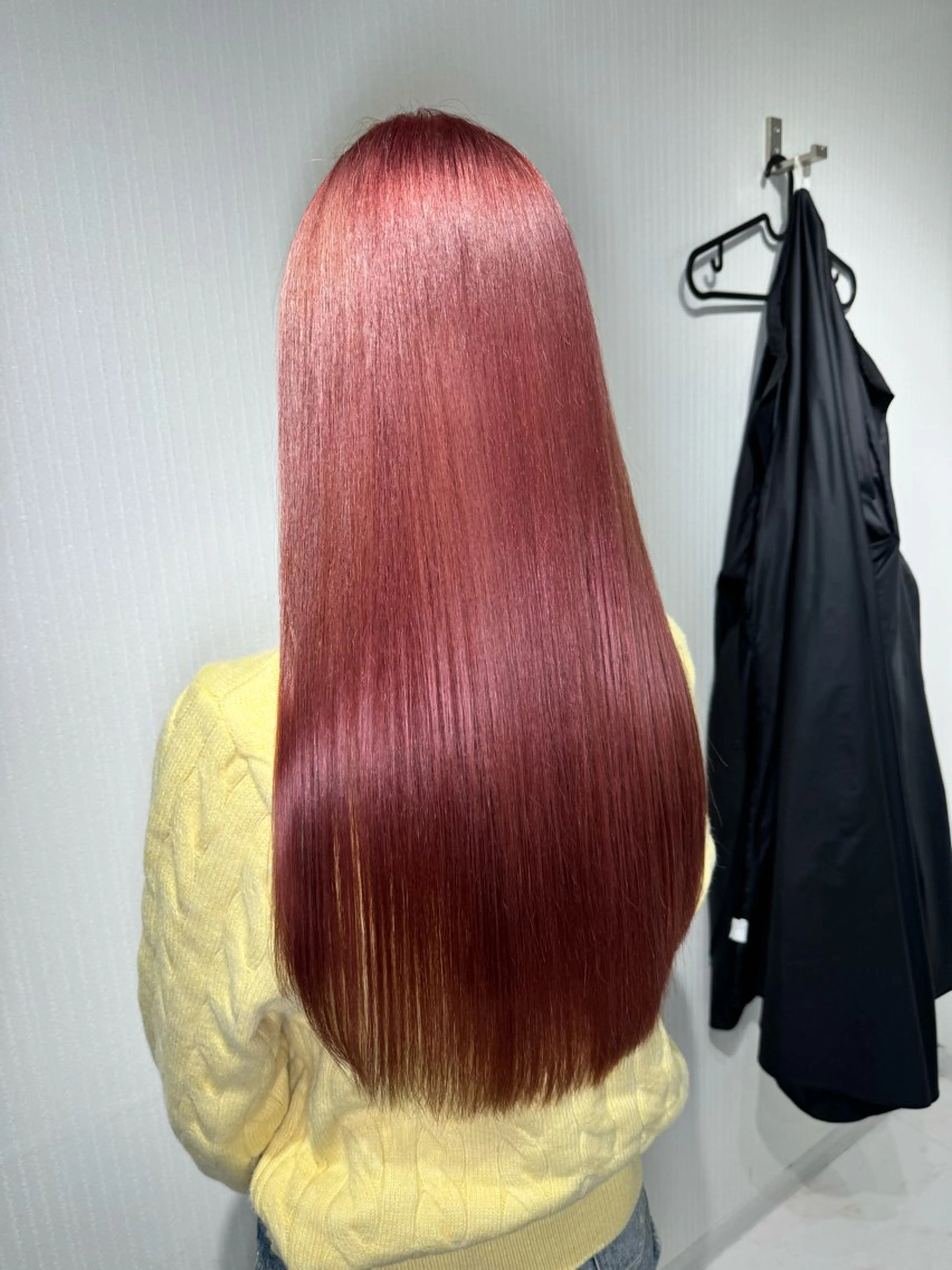 ロング カラー ベージュカラー ピンクカラー ピンクベージュ 【Diar】オーナー アキヨシケンタのヘアスタイル