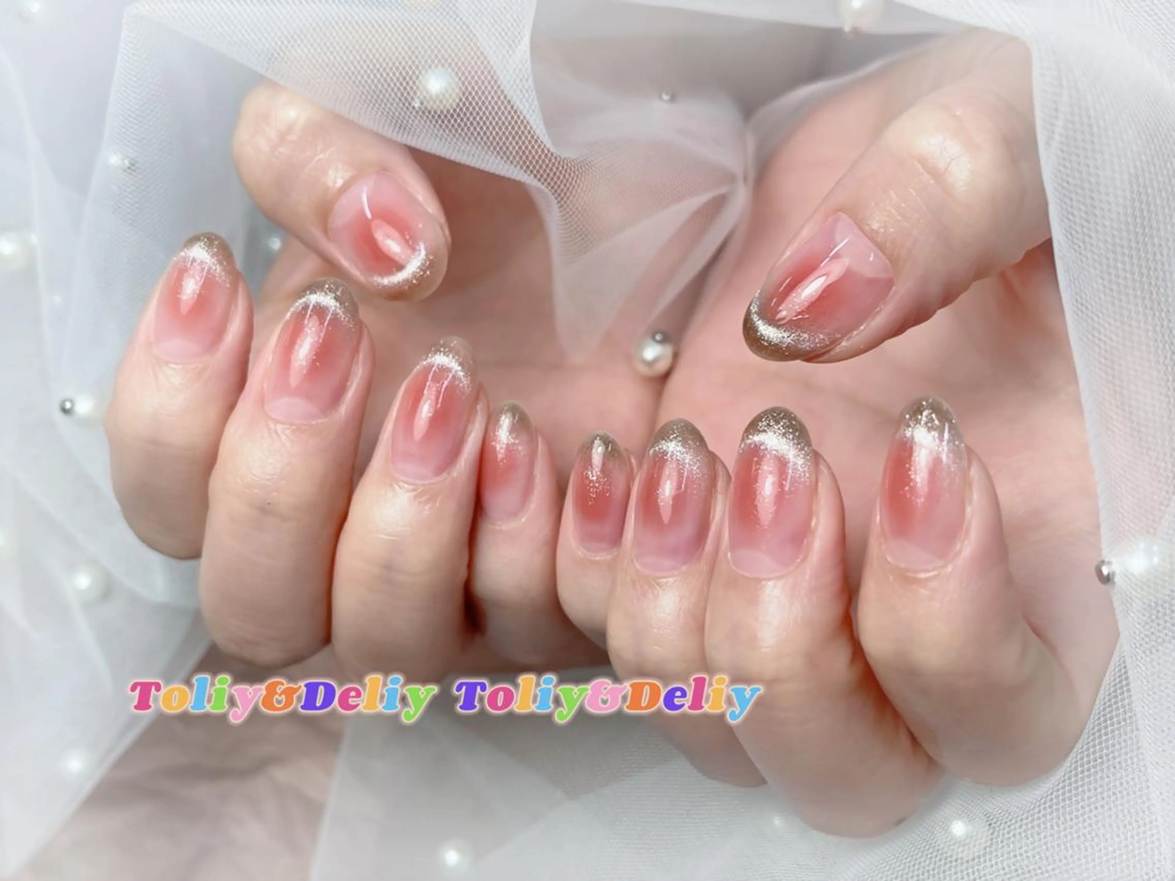 ネイル アートネイル ゴールド ピンク シンプルネイル ToliyDeliy Nail Salonのネイルデザイン