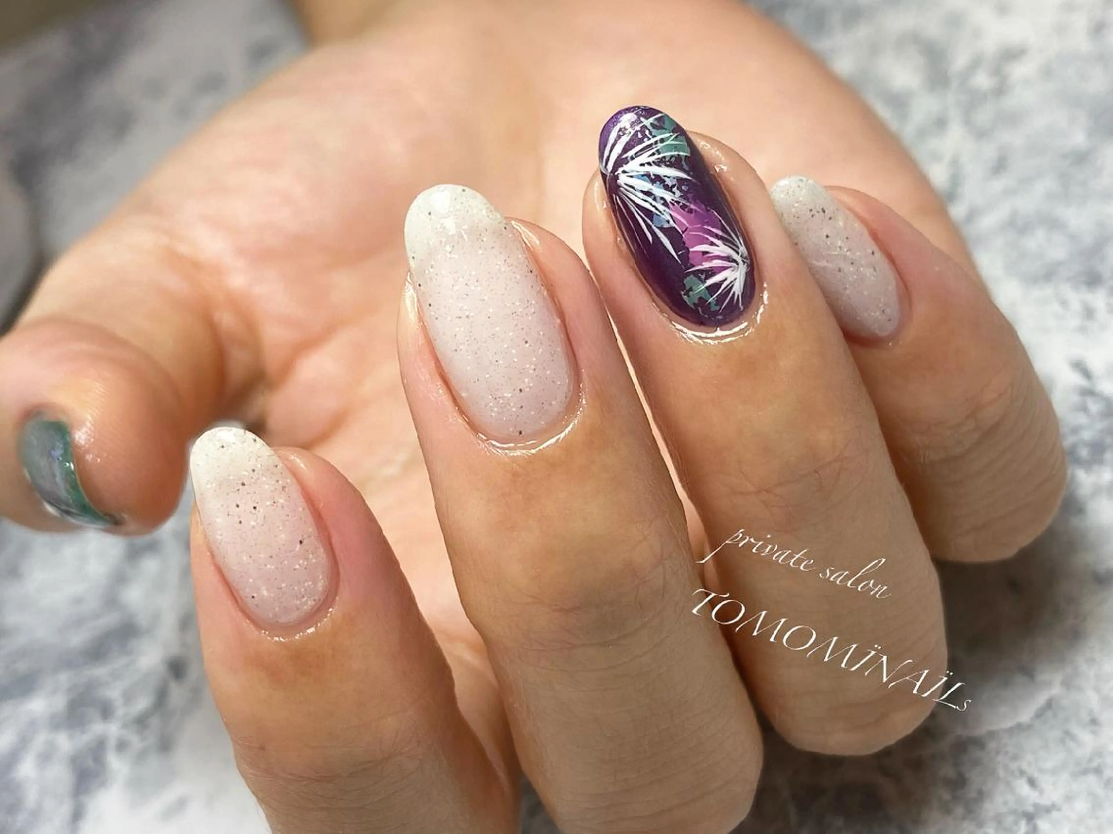 ネイル TOMOMI NAILsのネイルデザイン