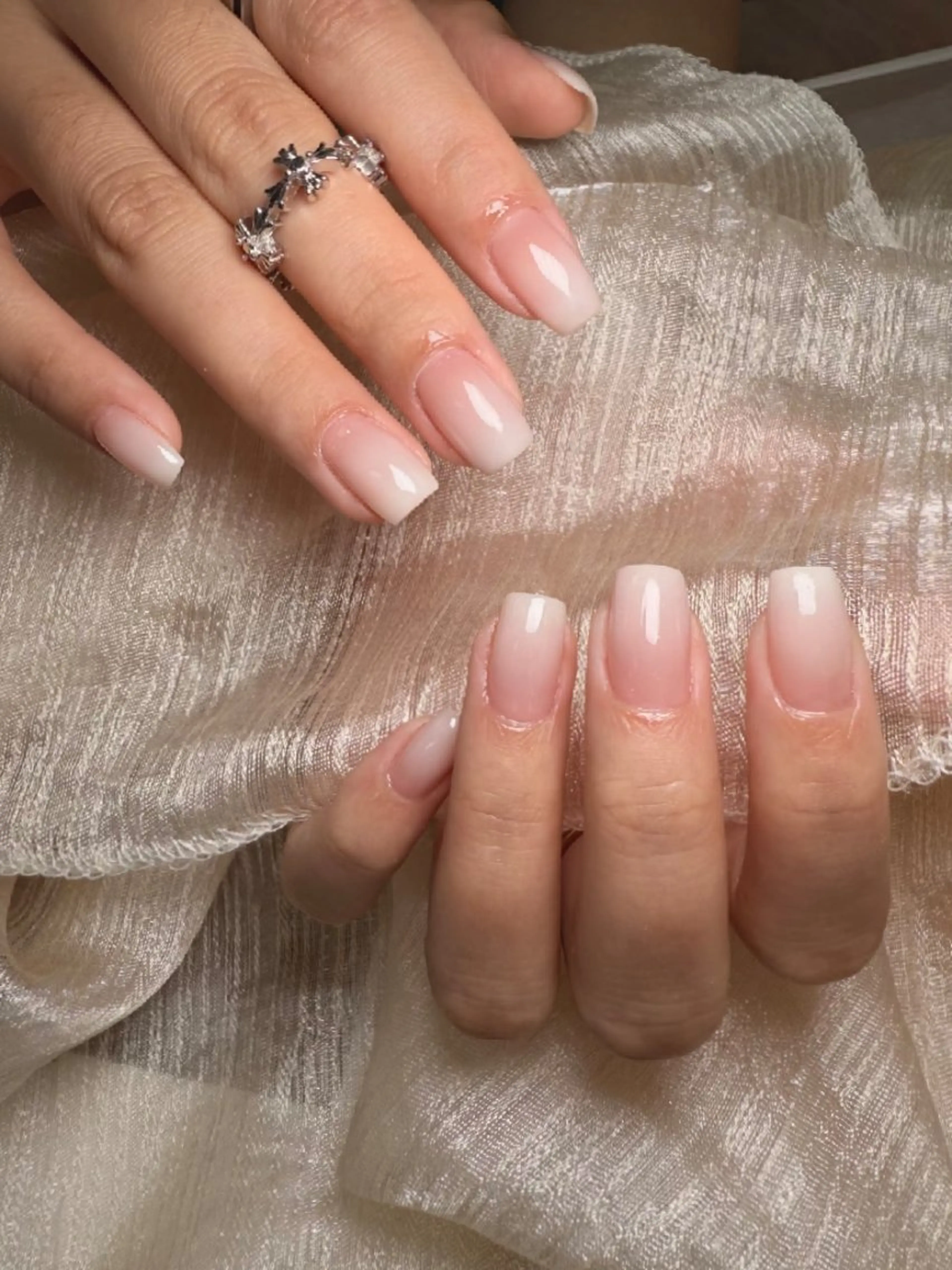自爪💚ワンカラーグラデーションの写真