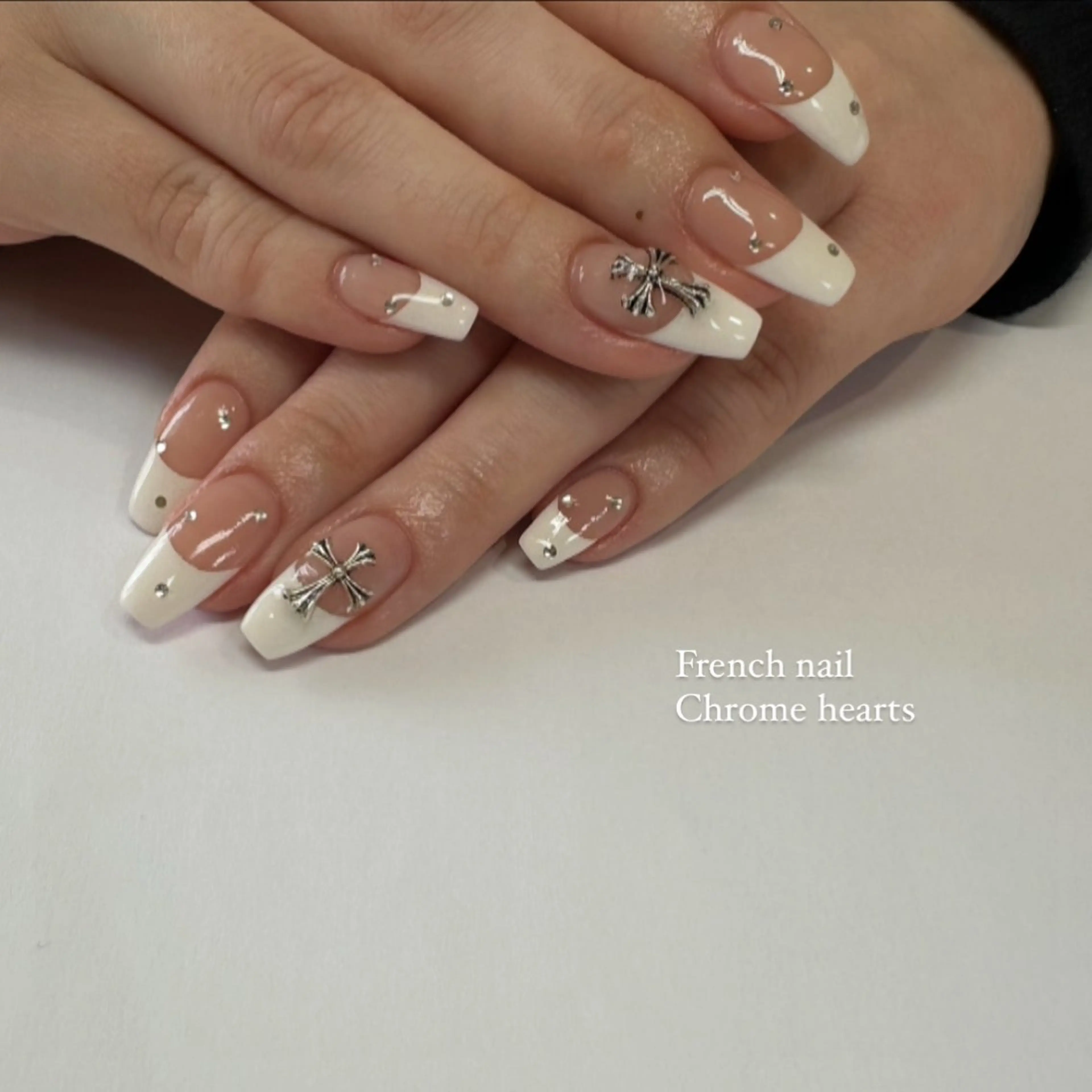 ネイル ハンドネイル 佐藤 穂乃香のネイルデザイン