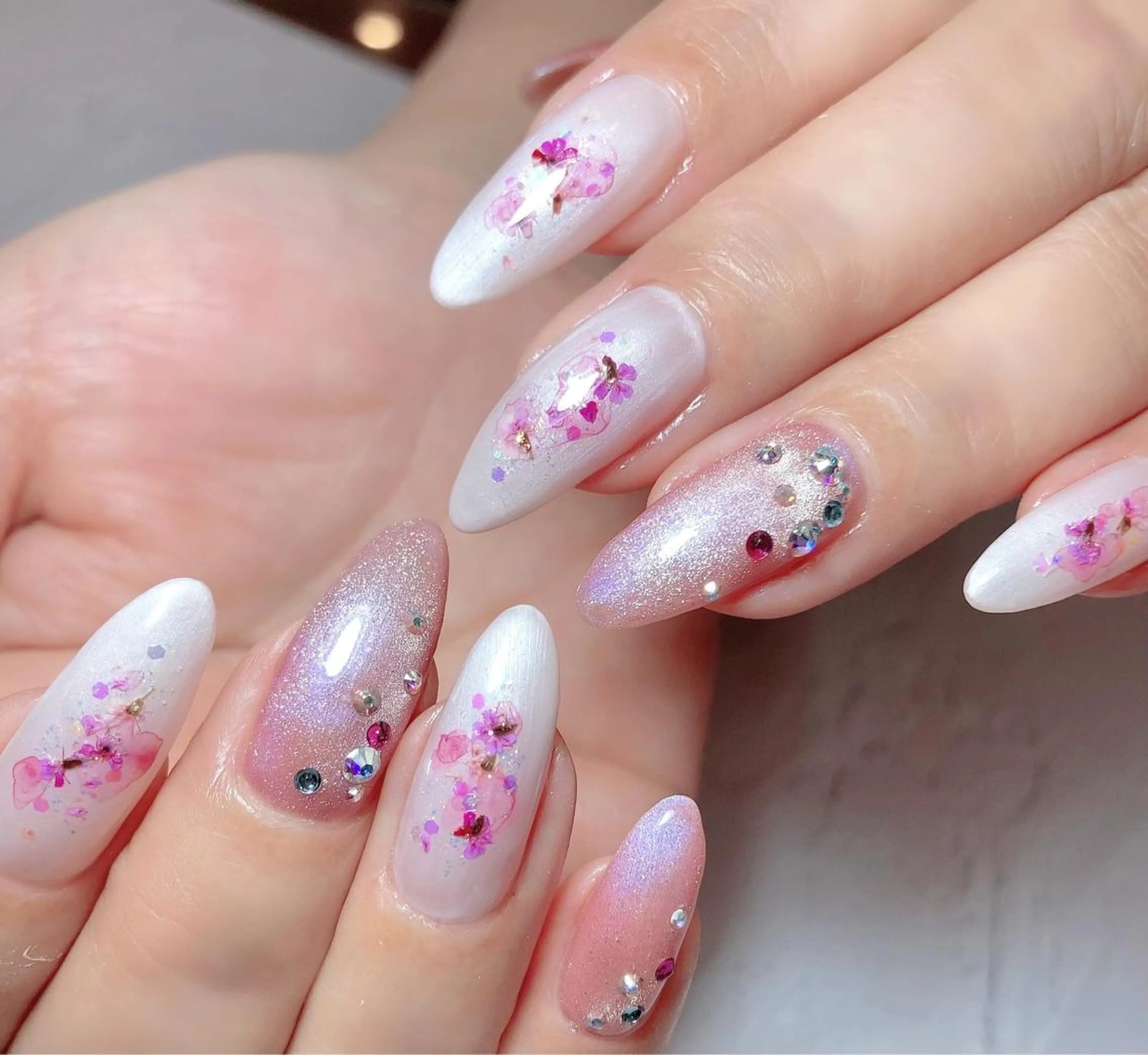 ネイル Spiky とうげ ふうかのネイルデザイン