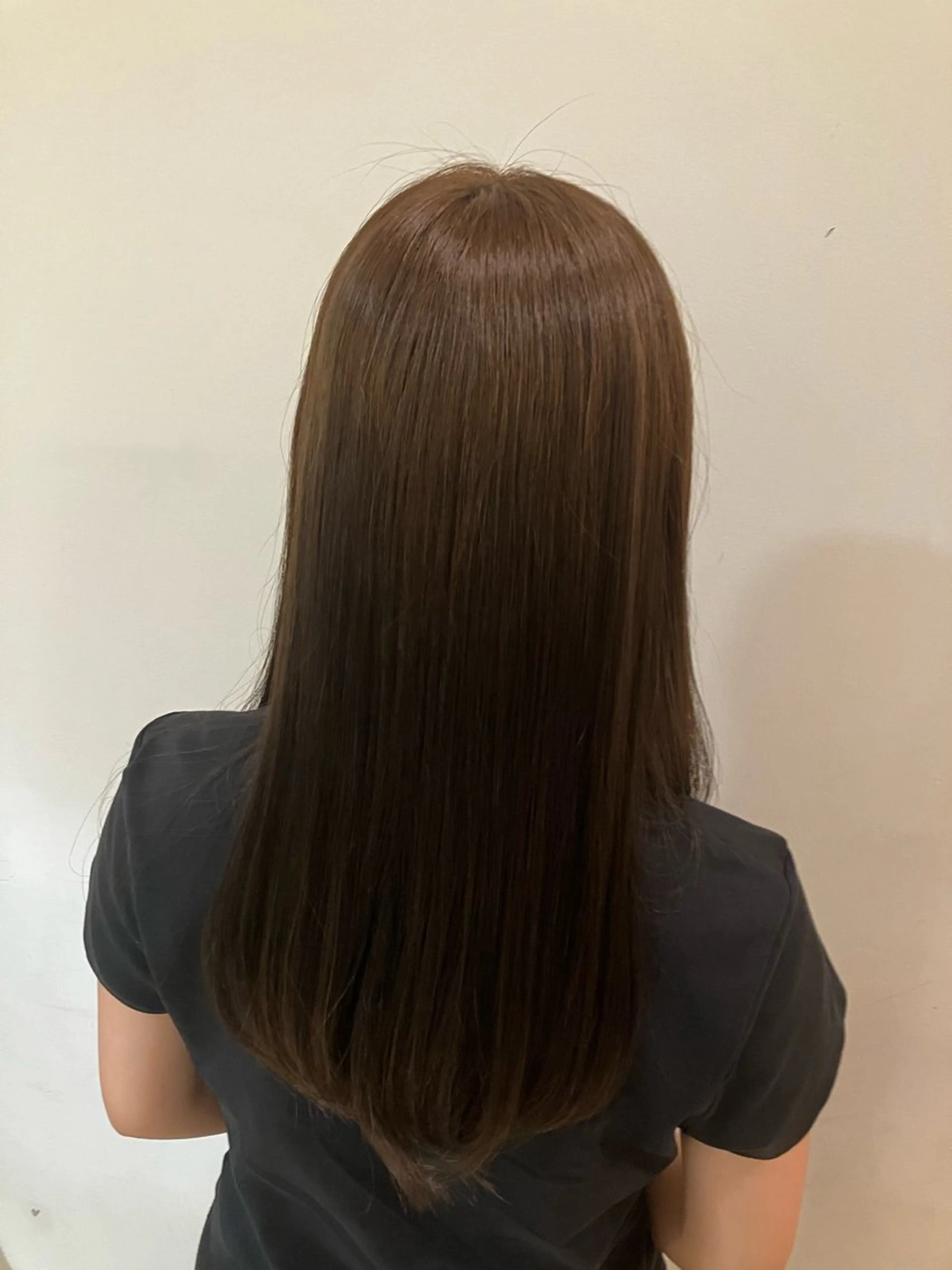 【直近予約歓迎✨】【色落ちした髪にツヤを✨】落ち着いた深みのある色合いに🍀《トーンダウン》17:30~18:30受付の写真