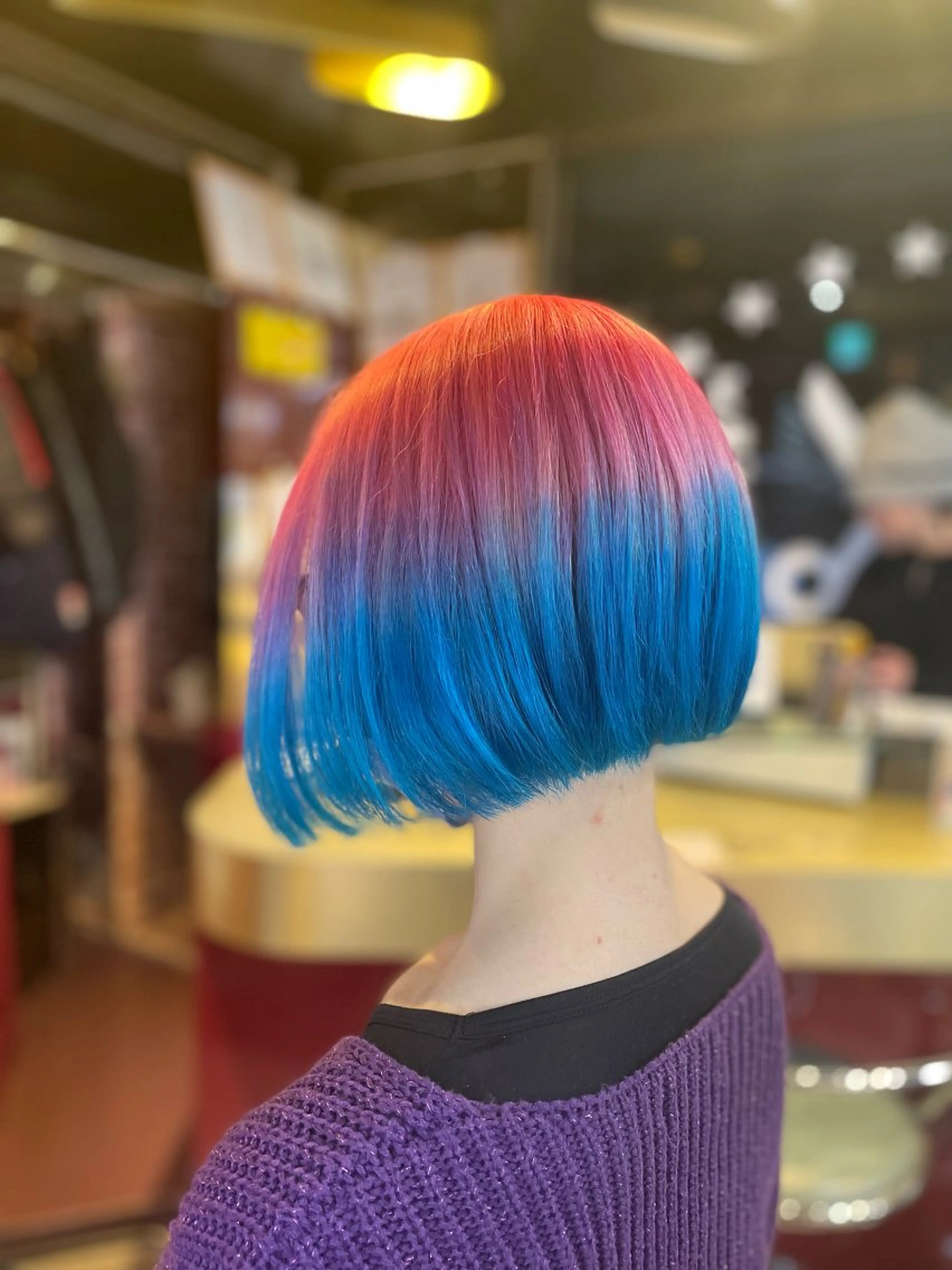 ミディアム カラー ブルーカラー グラデーションカラー ピンクカラー トリートメント 👑派手髪/カット 👑ANRYのヘアスタイル