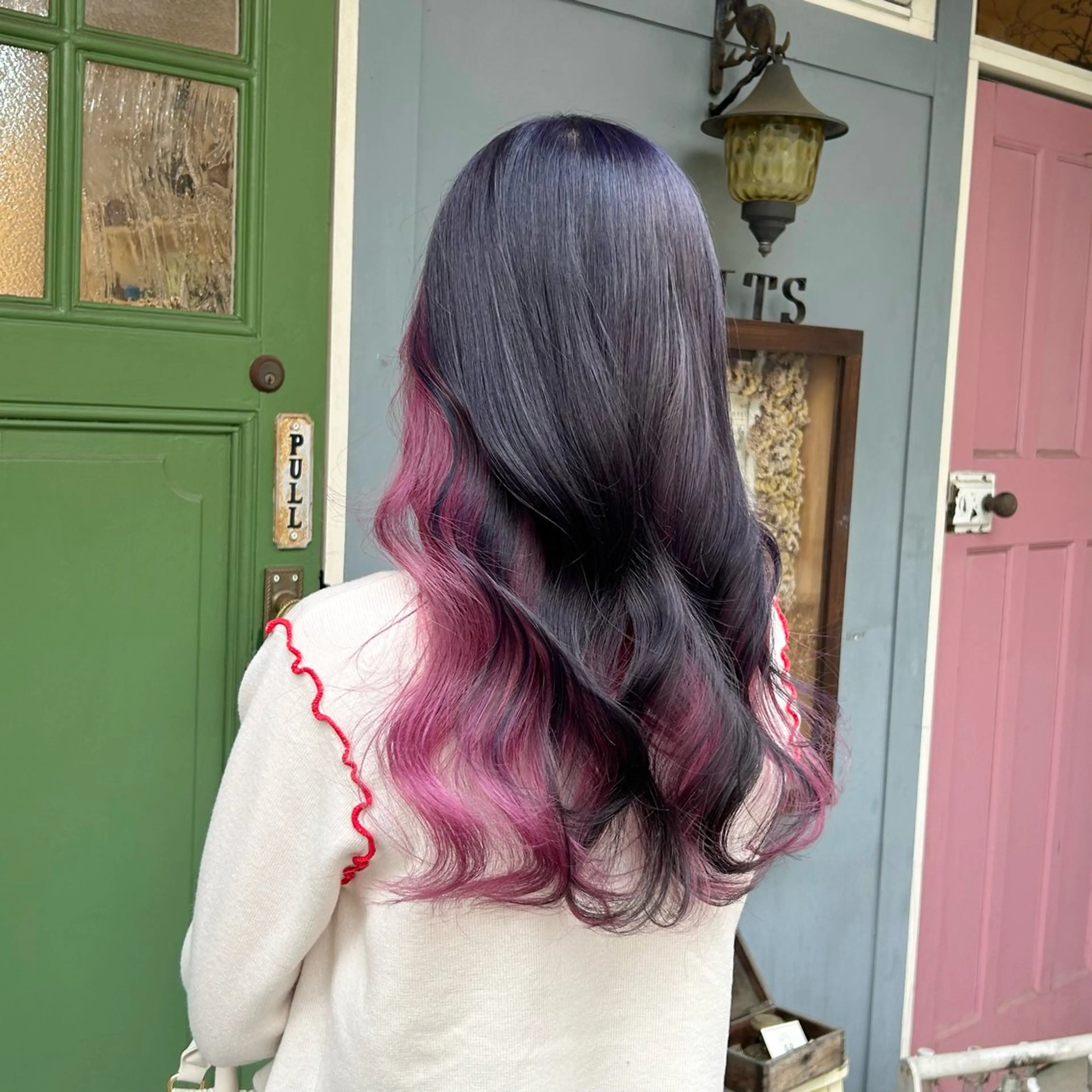 ミディアム カラー ブリーチ ピンクカラー カット ヘアカラー トリートメント ヘッドスパ BRITS 渡辺 菜々子のヘアスタイル