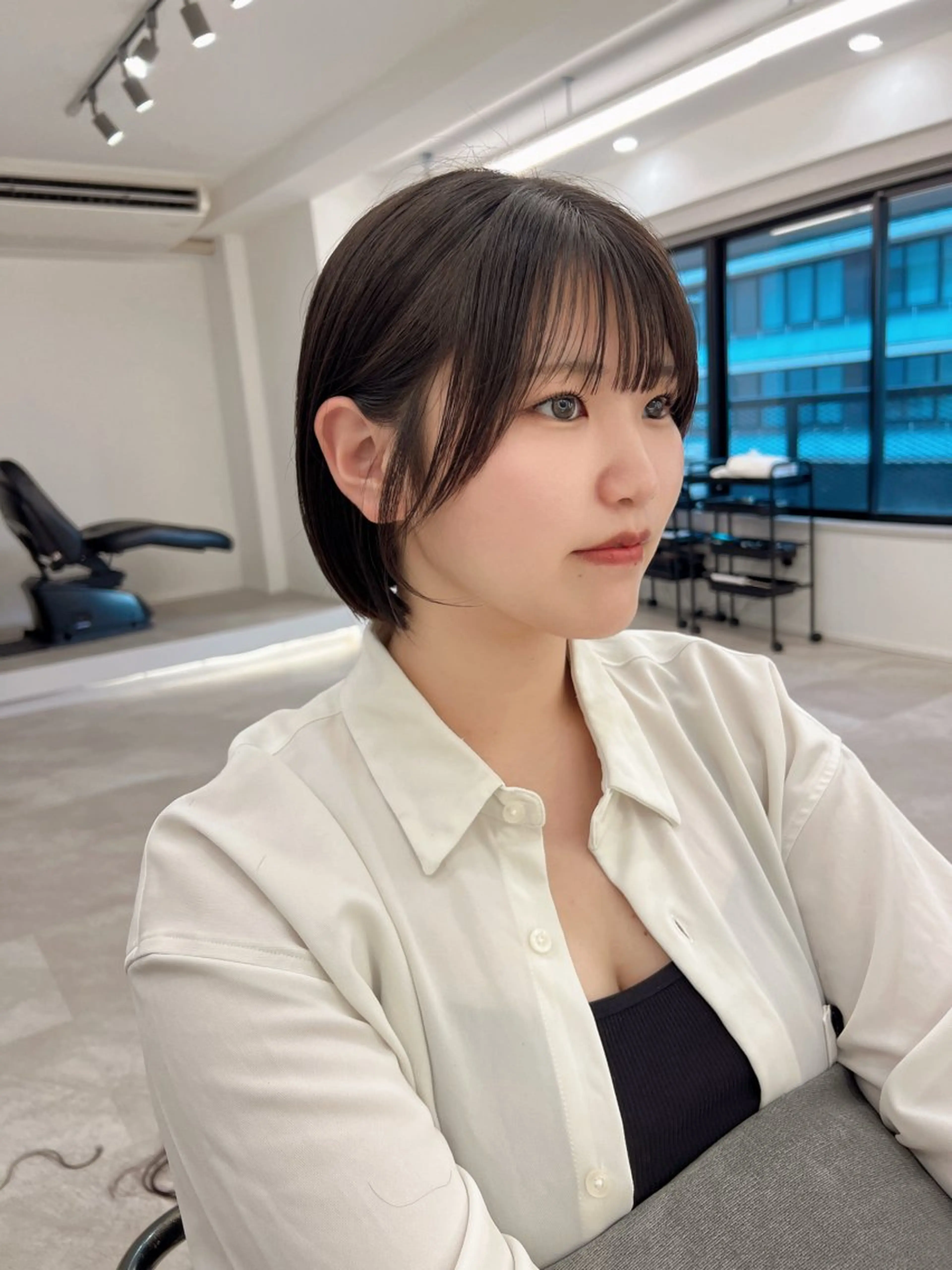 ショート 切りっぱなしボブ 前下がりボブ ショートボブ ボブ タンバルモリ ショート/ ボブ/今井皓のヘアスタイル