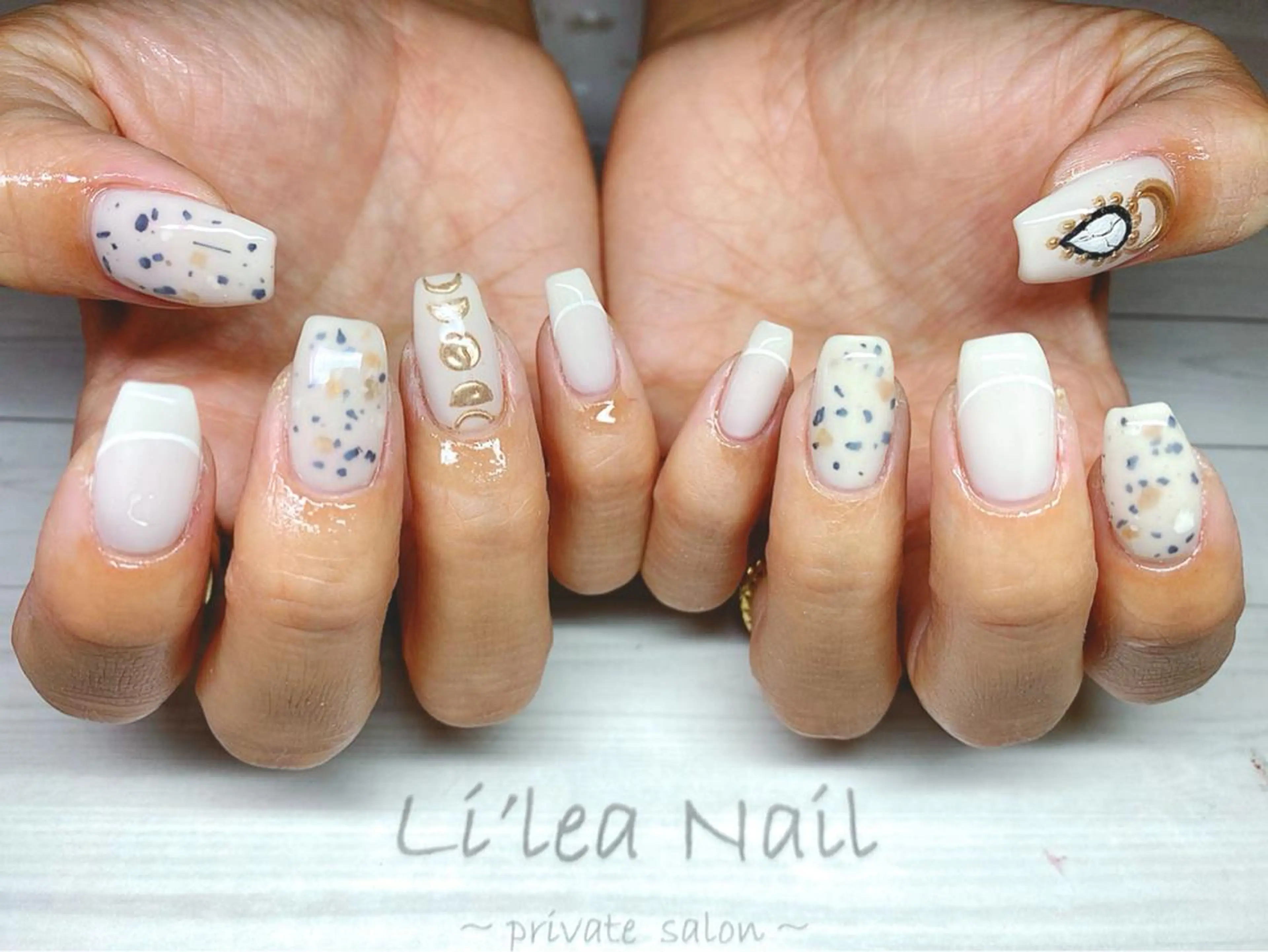 ネイル Li'leaNail AINAのネイルデザイン