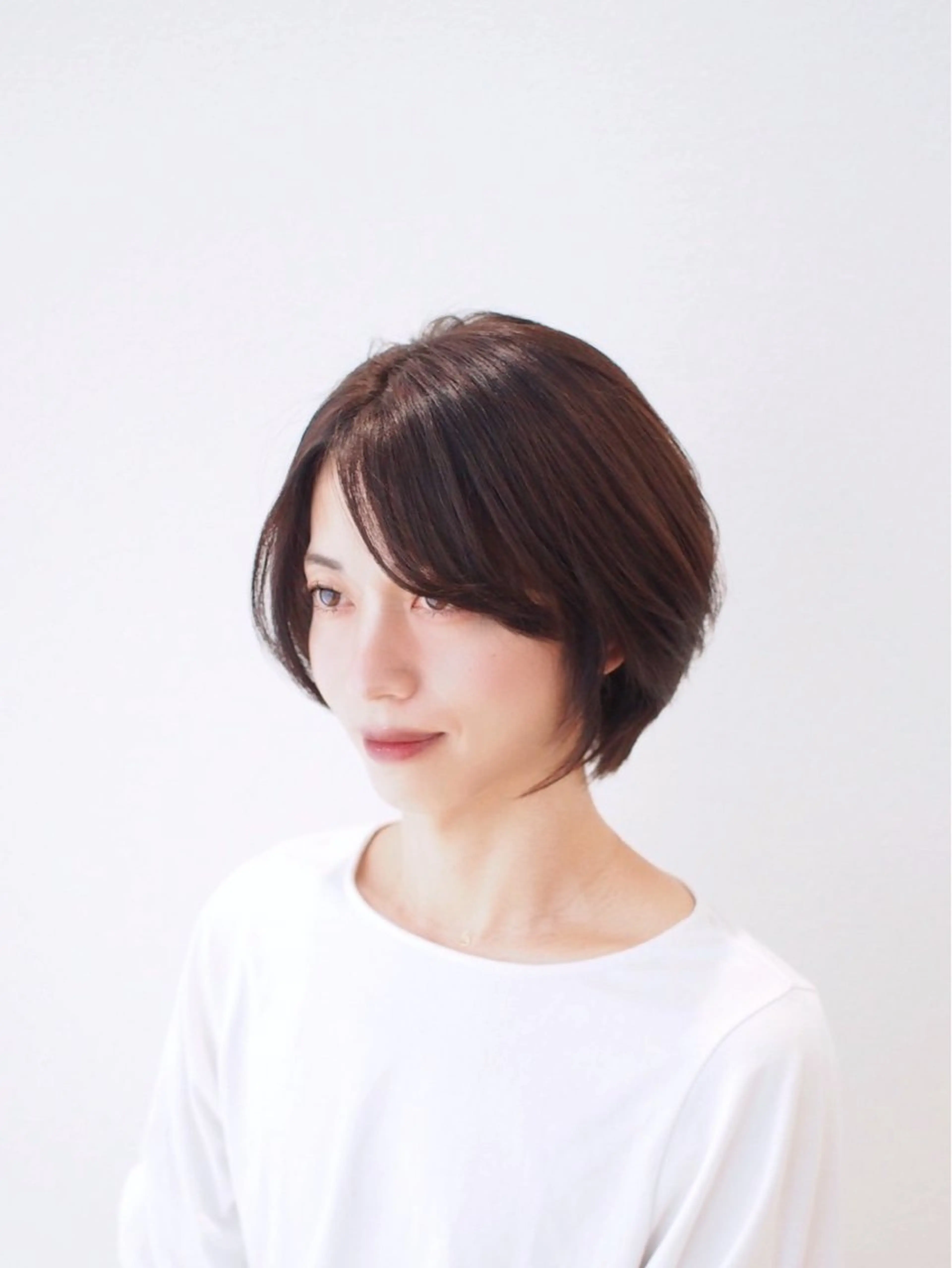 ショート カラー 滝口 瑞季のヘアスタイル