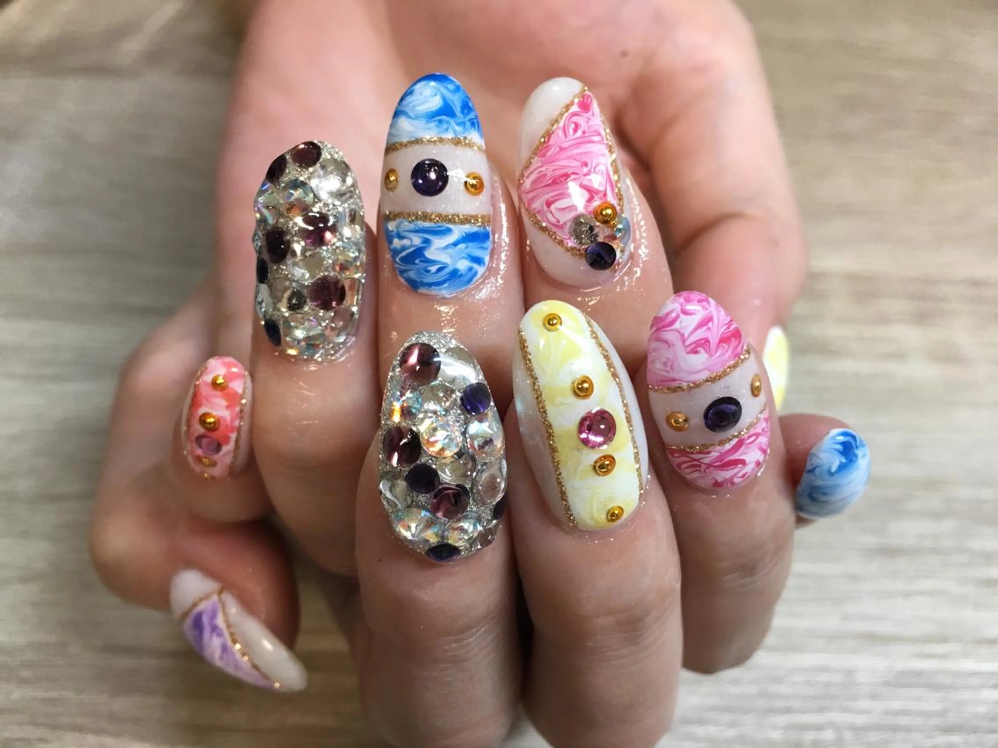 ネイル syuri nailのネイルデザイン