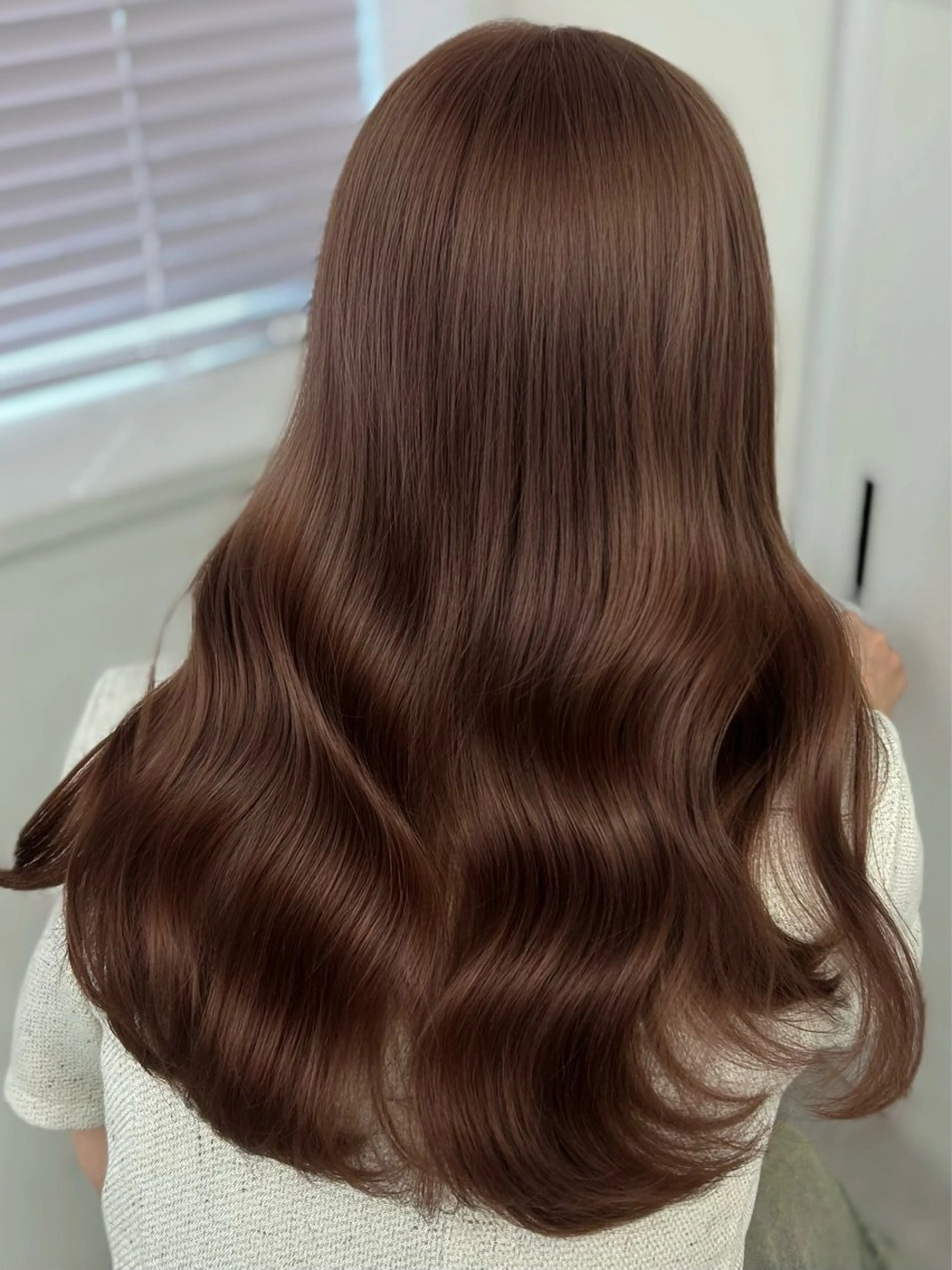 ロング カラー アッシュ アッシュブロンド ブロンド ブラウンカラー オリーブグレー ヘアカラー トリートメント 💍透明感 💖艶ミルクティーのヘアスタイル