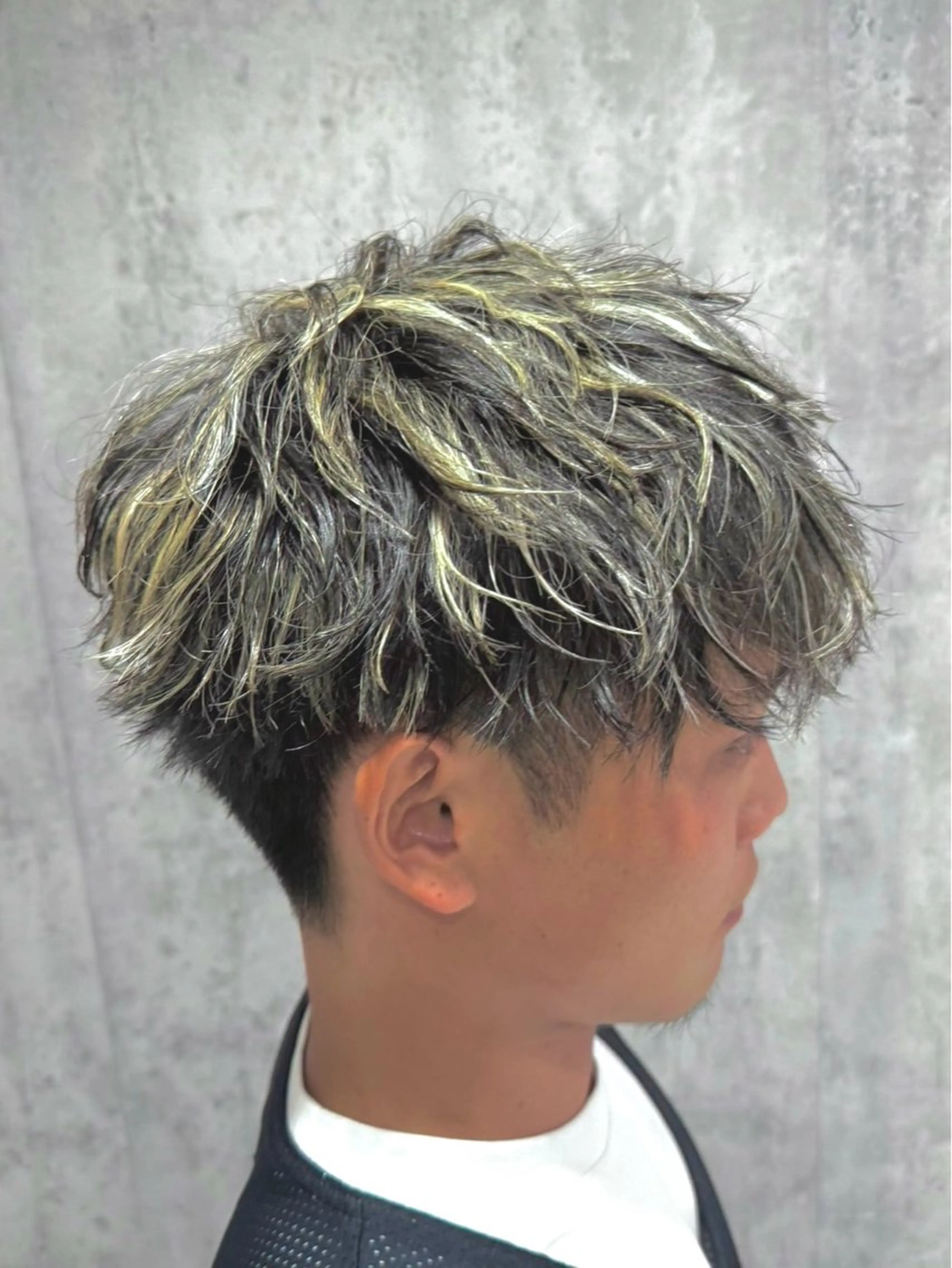 ショート カラー パーマ メンズ カット ヘアカラー パーマ 【パーマ特化美容師】 🔥Yoshiyaのヘアスタイル