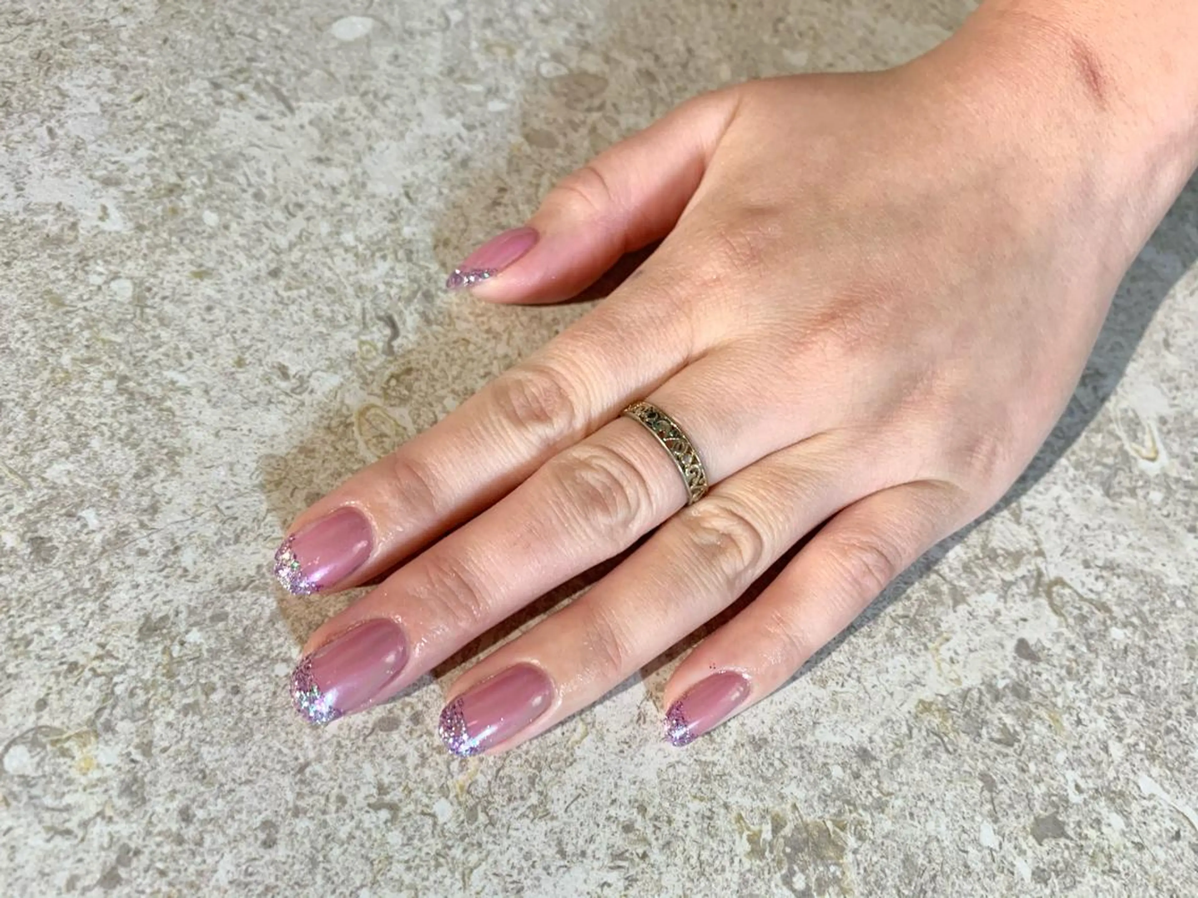 ネイル オーロラネイル ハンドネイル ハンドケア lily 立川 MIZUKIのネイルデザイン