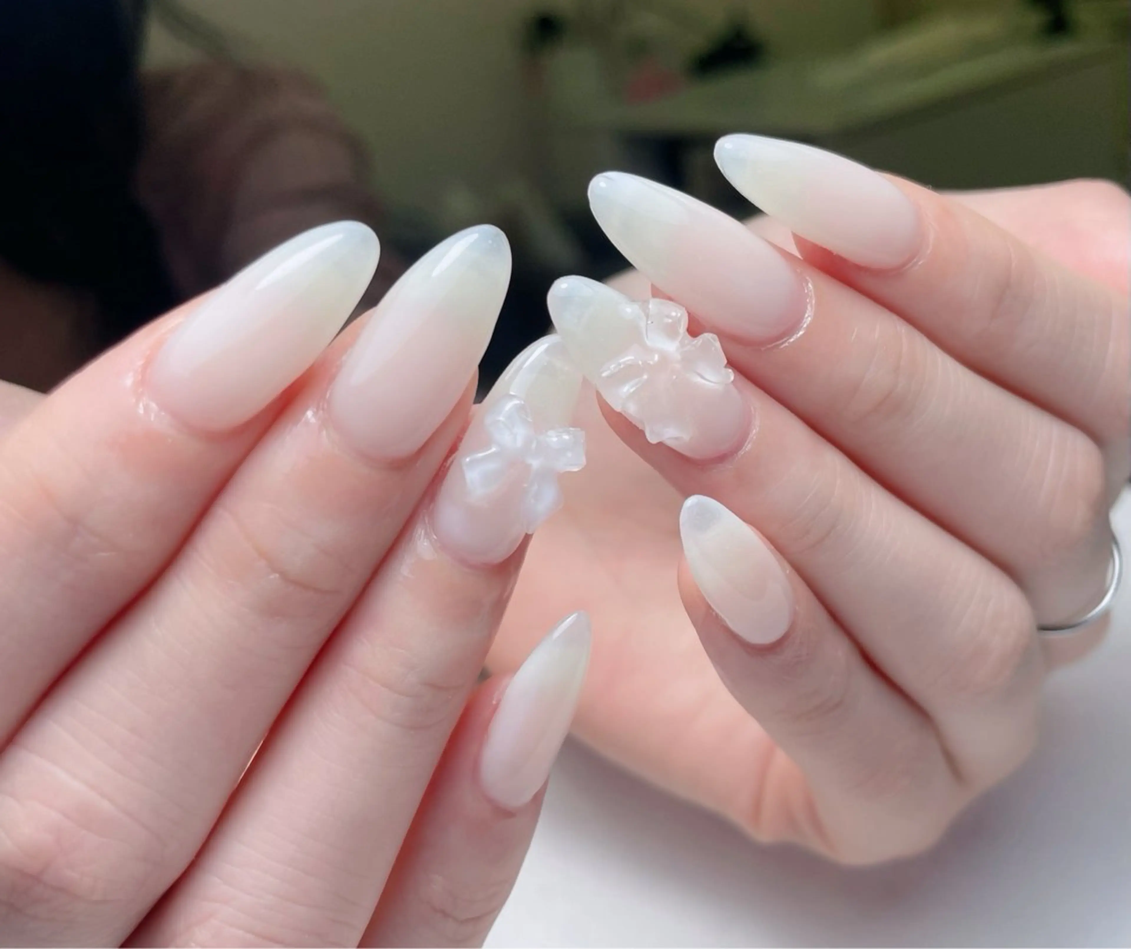 ネイル オーロラネイル 長さ出し フットネイル フレンチネイル 韓国ネイル 中野駅から2分 MEO NAILのネイルデザイン