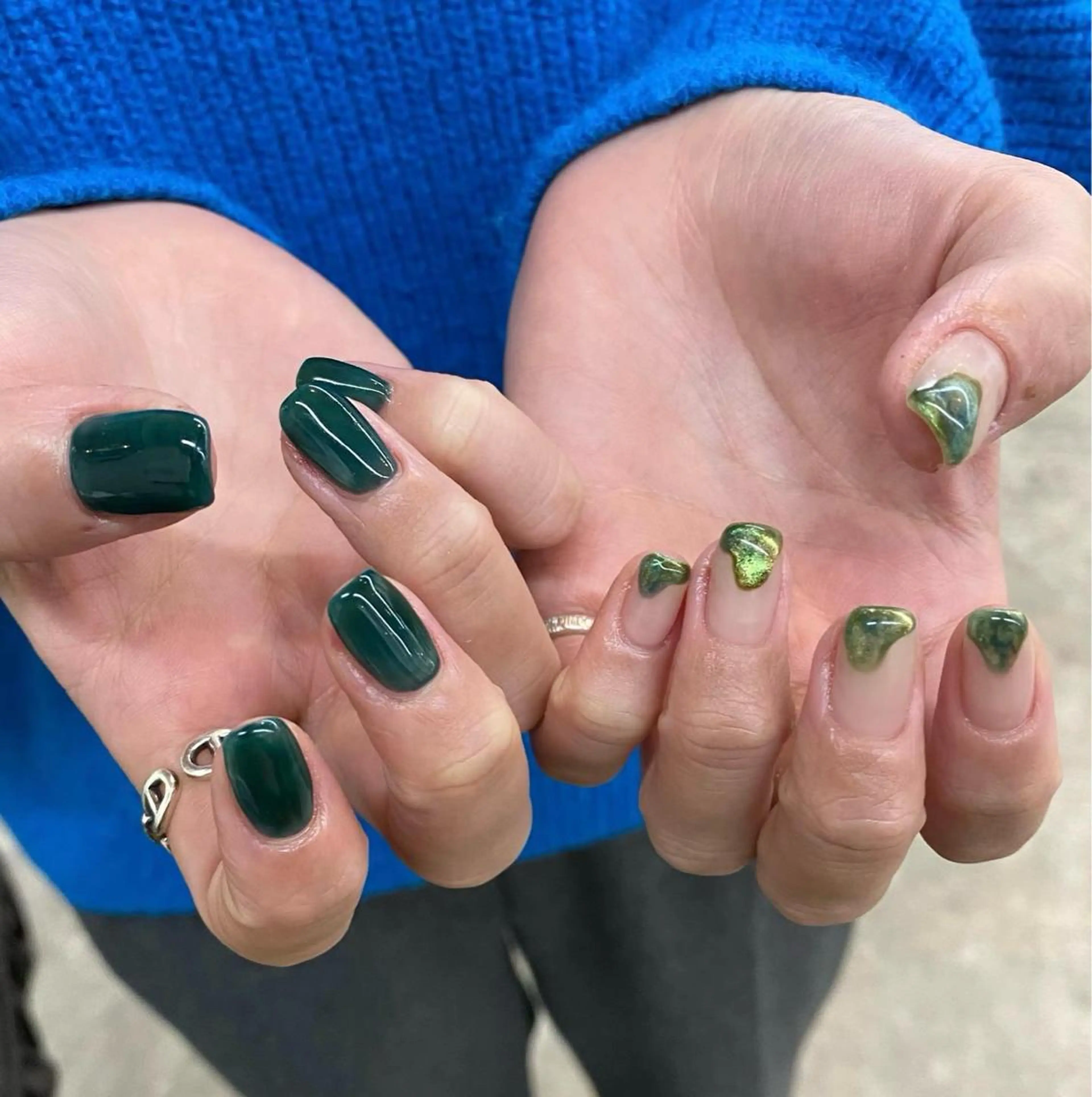 ネイル ワンカラーネイル ぷっくりネイル ハンドネイル 栗林 実莉のネイルデザイン