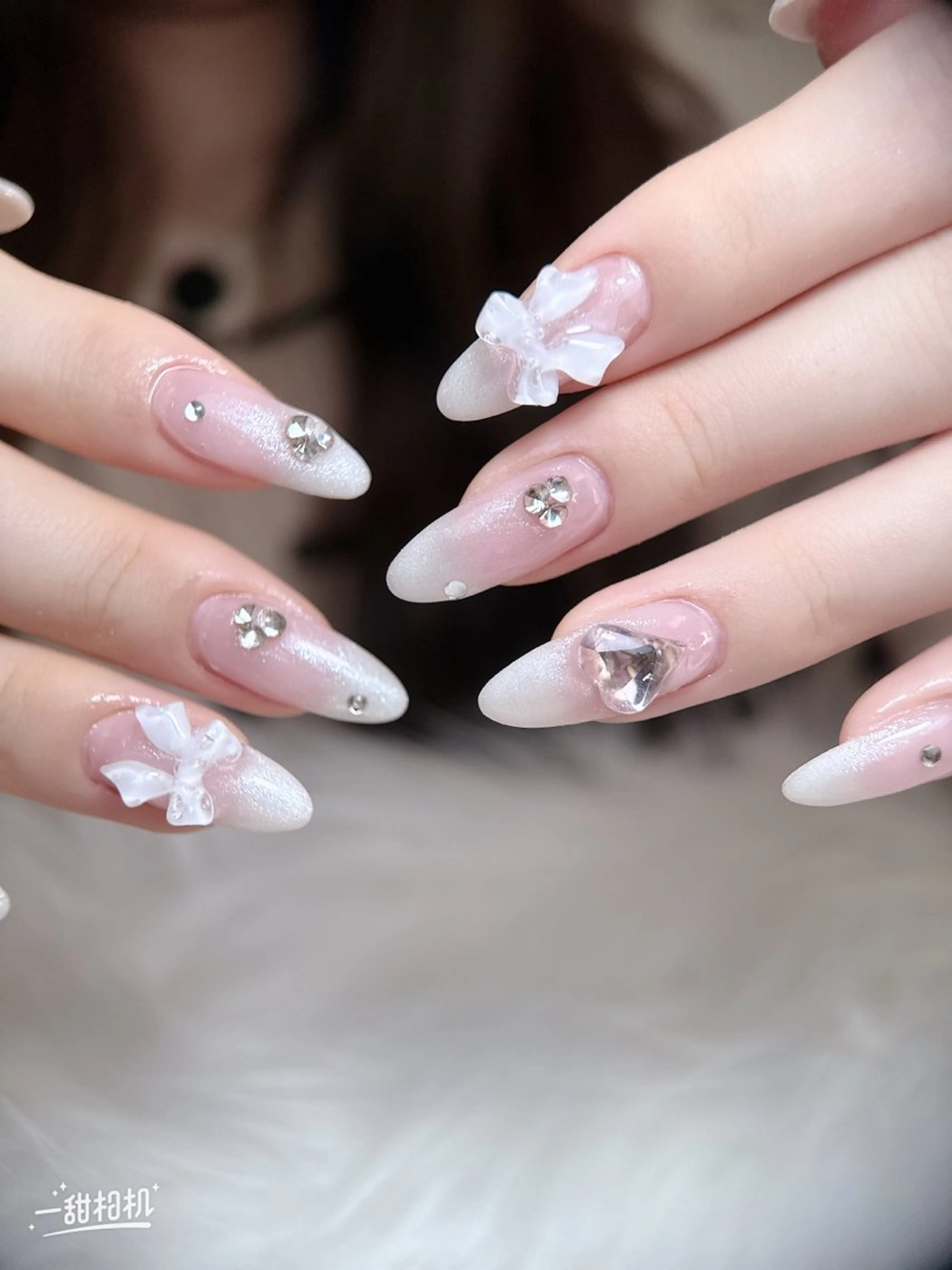 ネイル チークネイル ジェルネイル キラキラネイル 韓国ネイル マグネットネイル ハンドネイル Vp ネイルのネイルデザイン