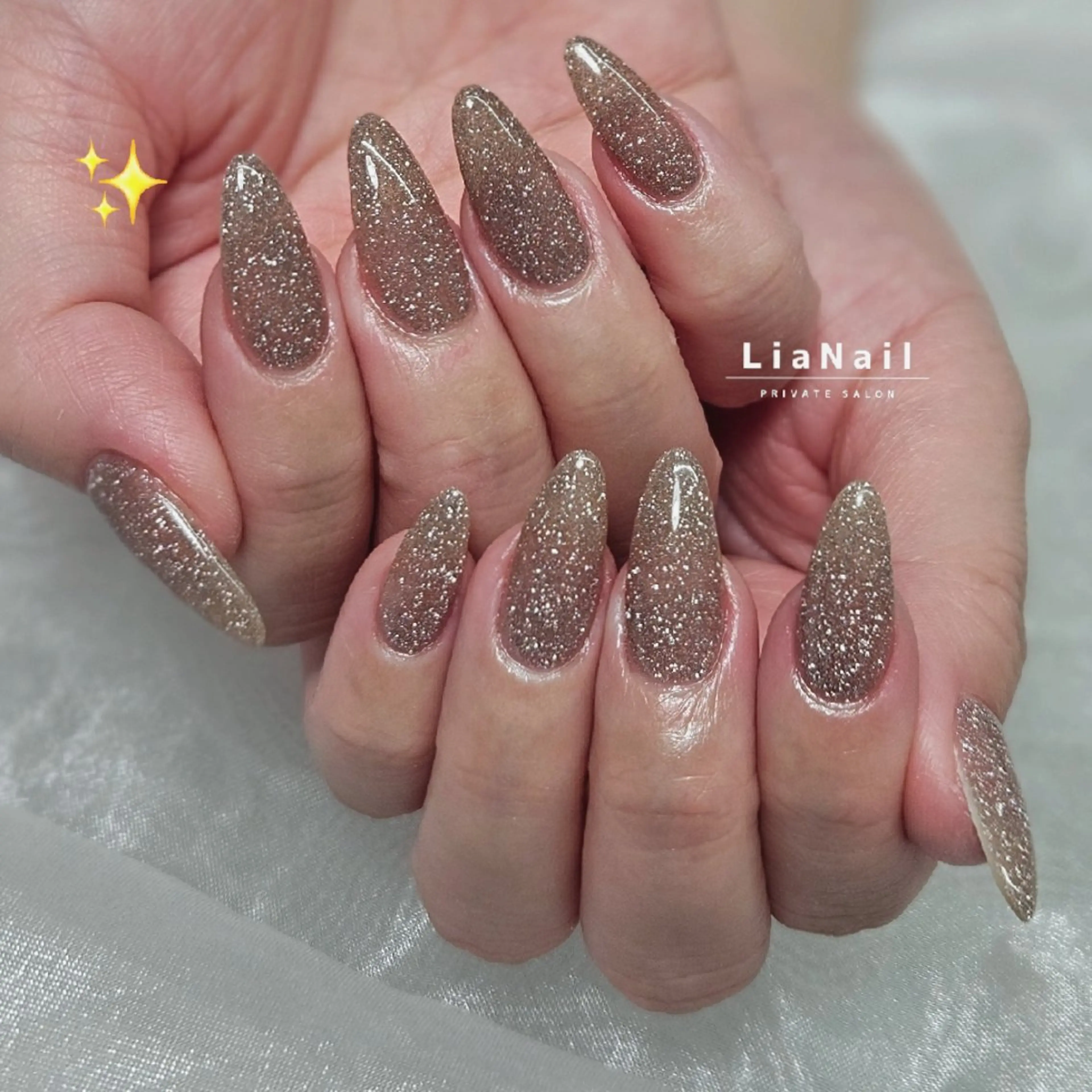 ネイル ハンドネイル Lia Nailのネイルデザイン