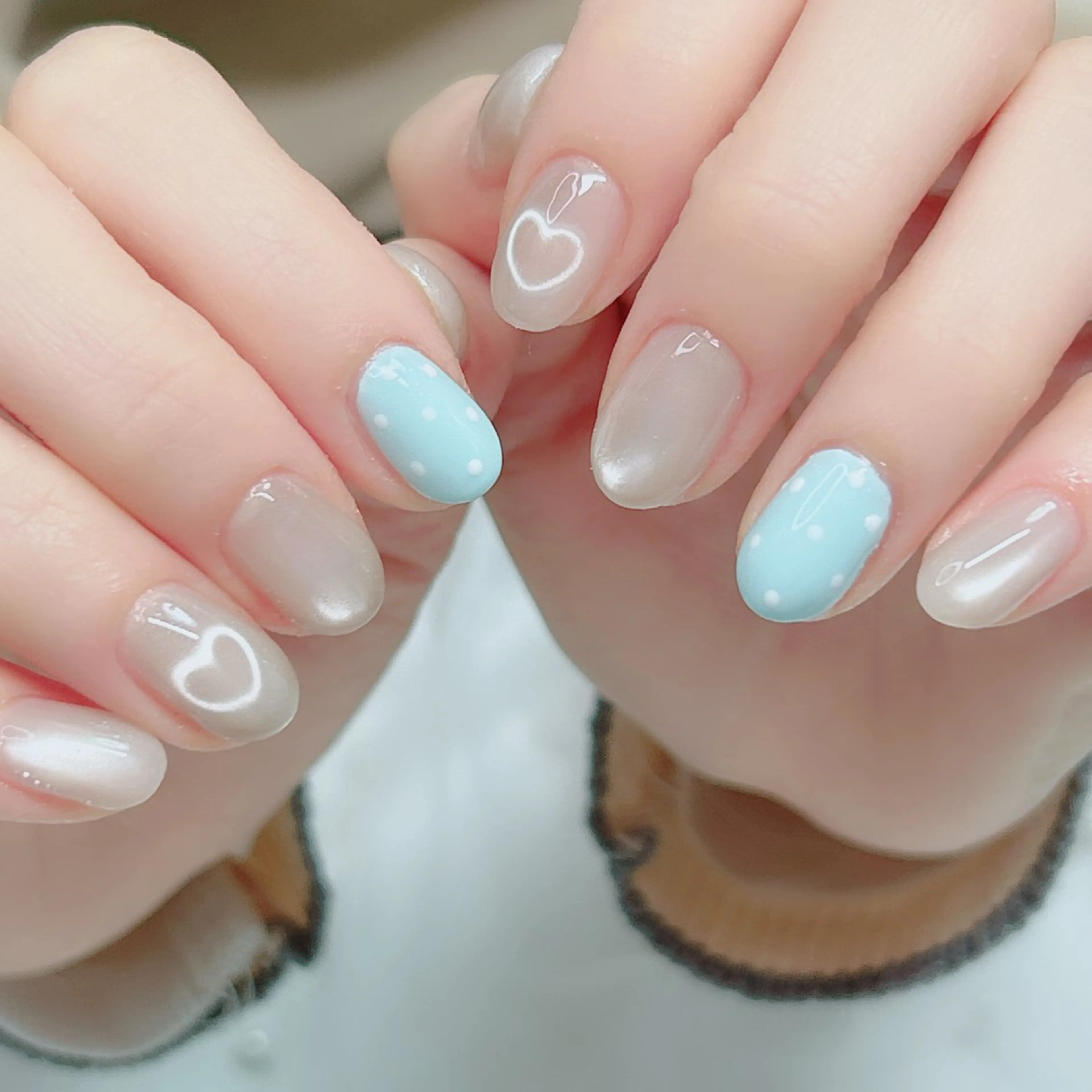 ネイル オーロラネイル ミラーネイル オフィスネイル ワンカラーネイル シンプルネイル ハンドネイル Cute Tips nailのネイルデザイン