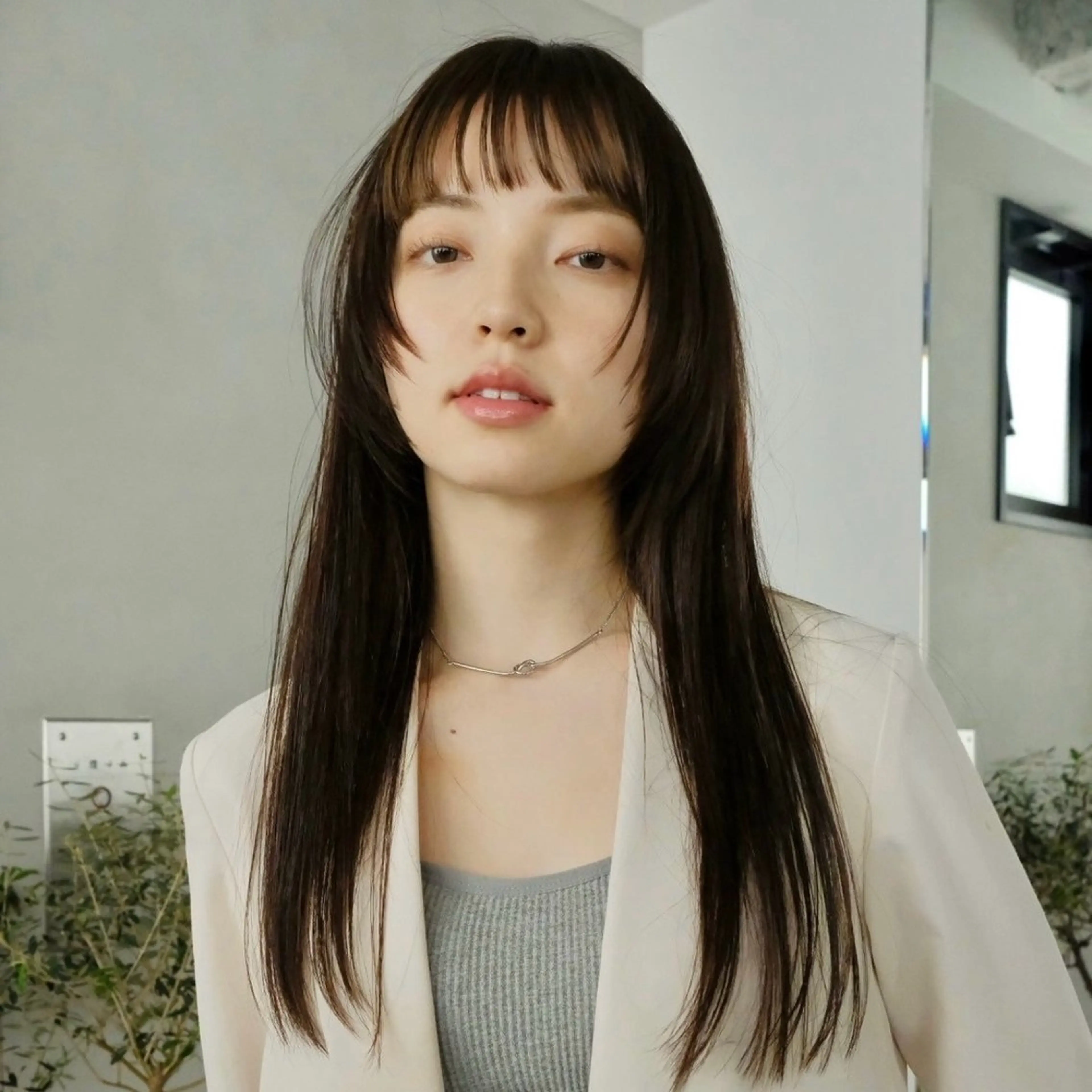 ロング 顔周りカット ウルフカット 透明感カラー/似合わ せカット/大島実加永のヘアスタイル