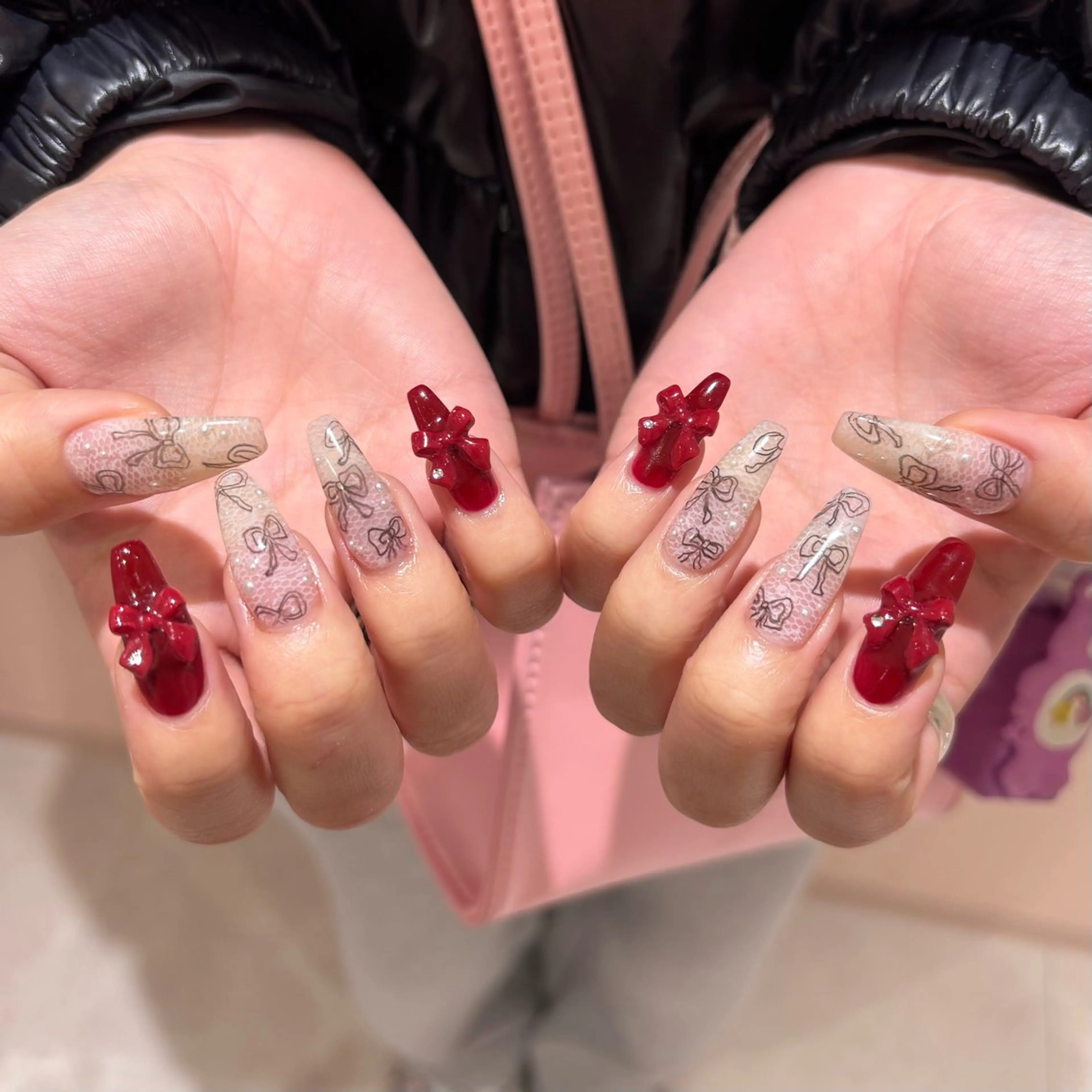 ネイル ロングネイル リボン LUCY心斎橋/ 💍Saki💍のネイルデザイン