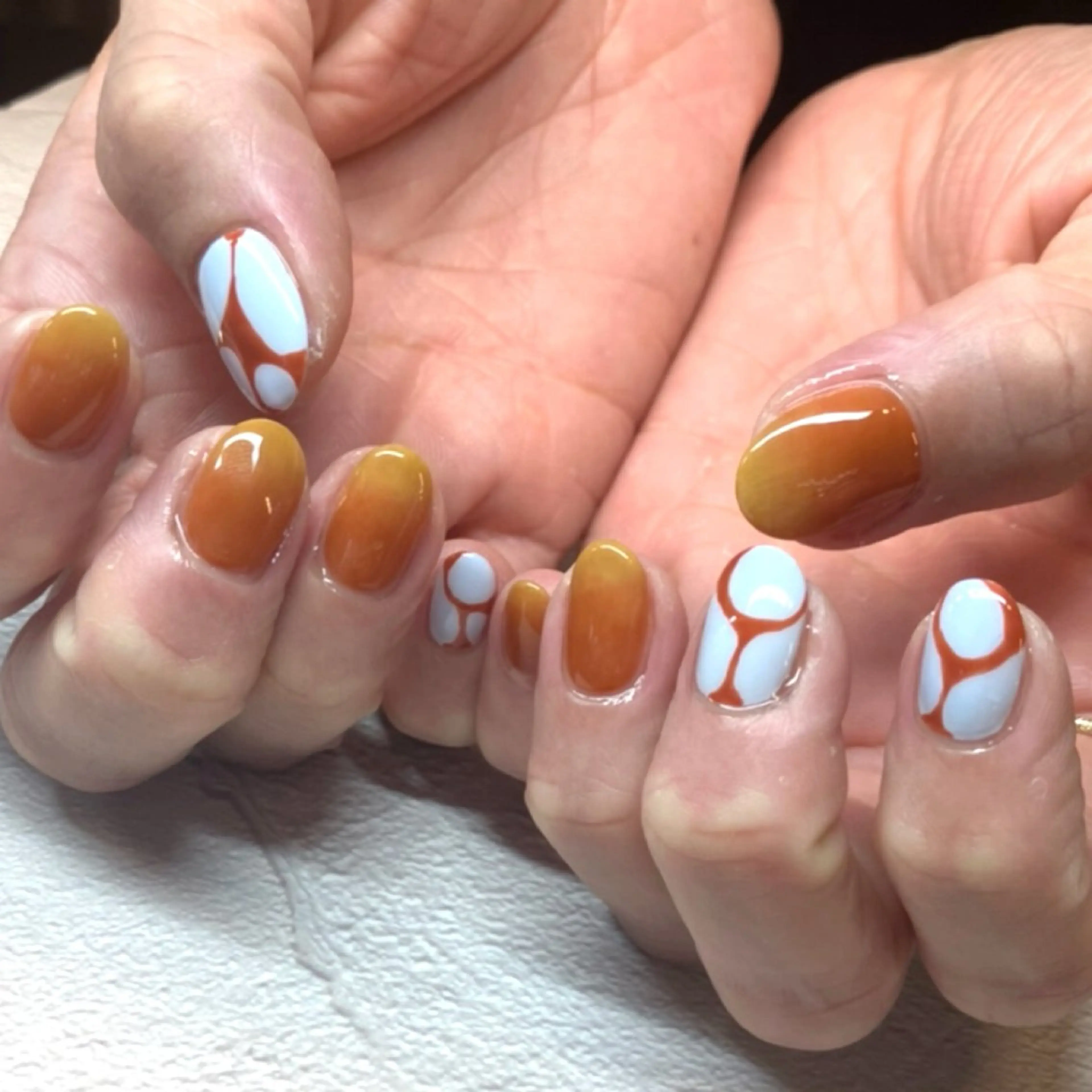 ミディアム Still   me所属・Still me 初台のネイルデザイン