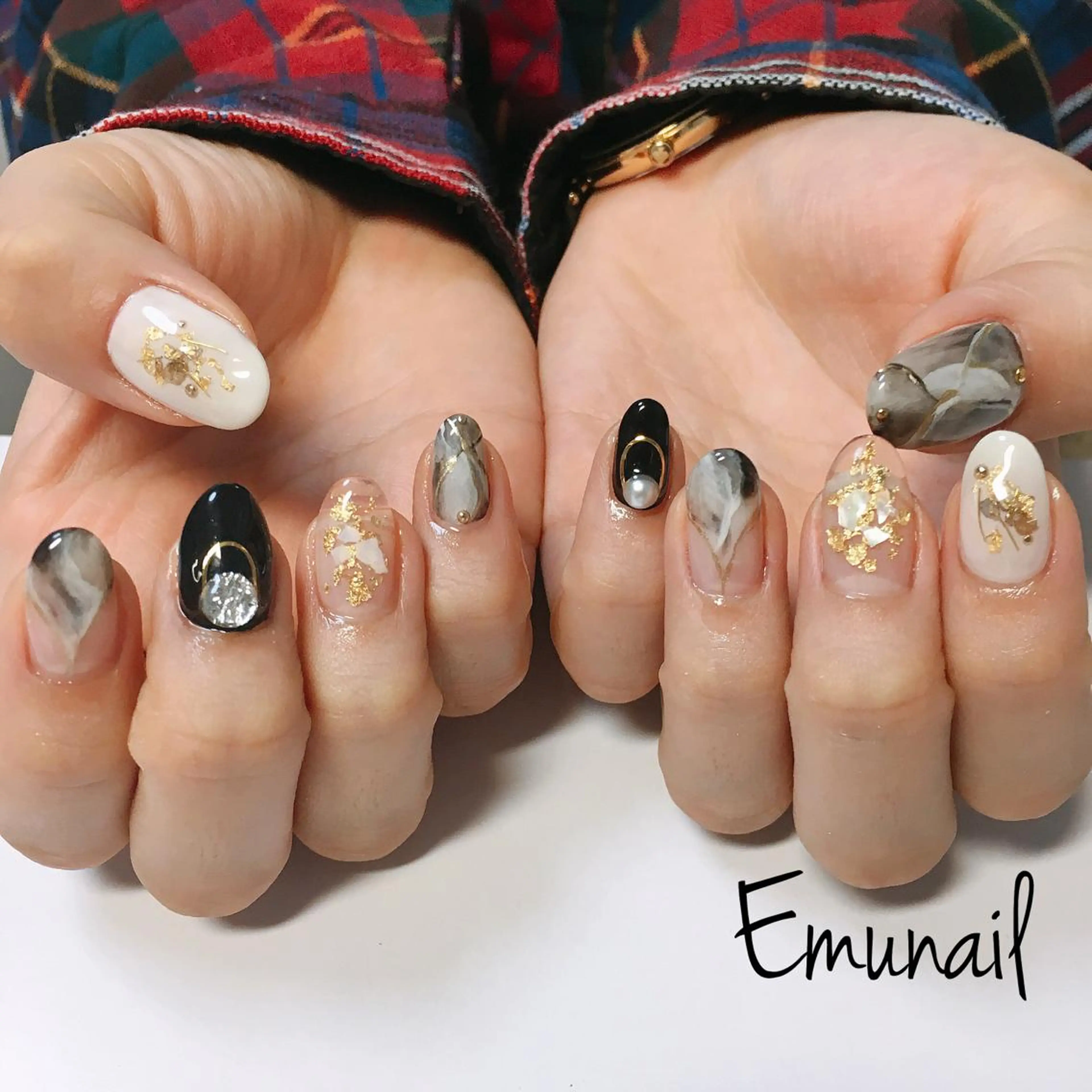 ネイル ハンドネイル Emu Nailのネイルデザイン