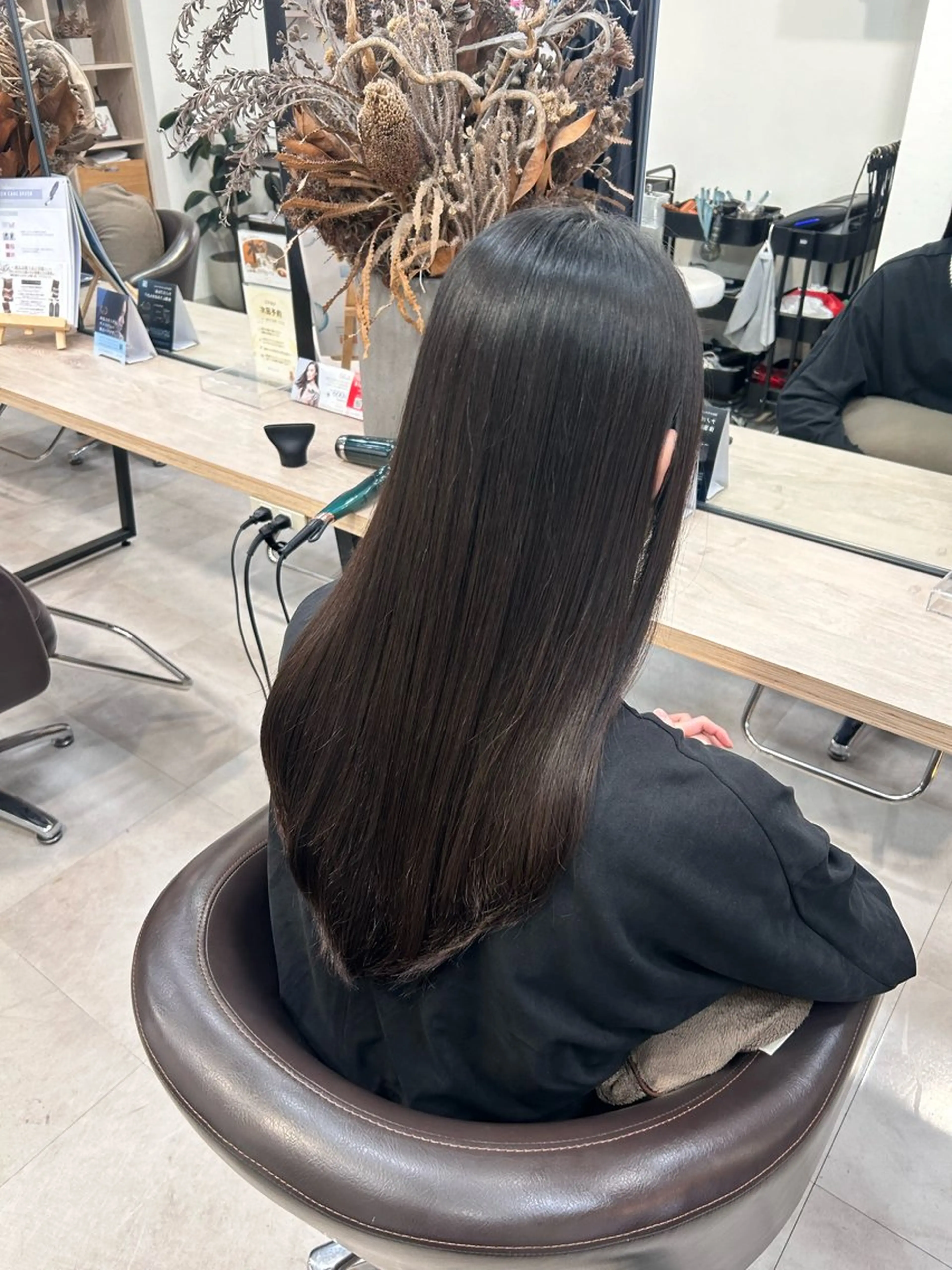 ロング トリートメント 光を纏うツヤ感ロング Natsuki🤍のヘアスタイル