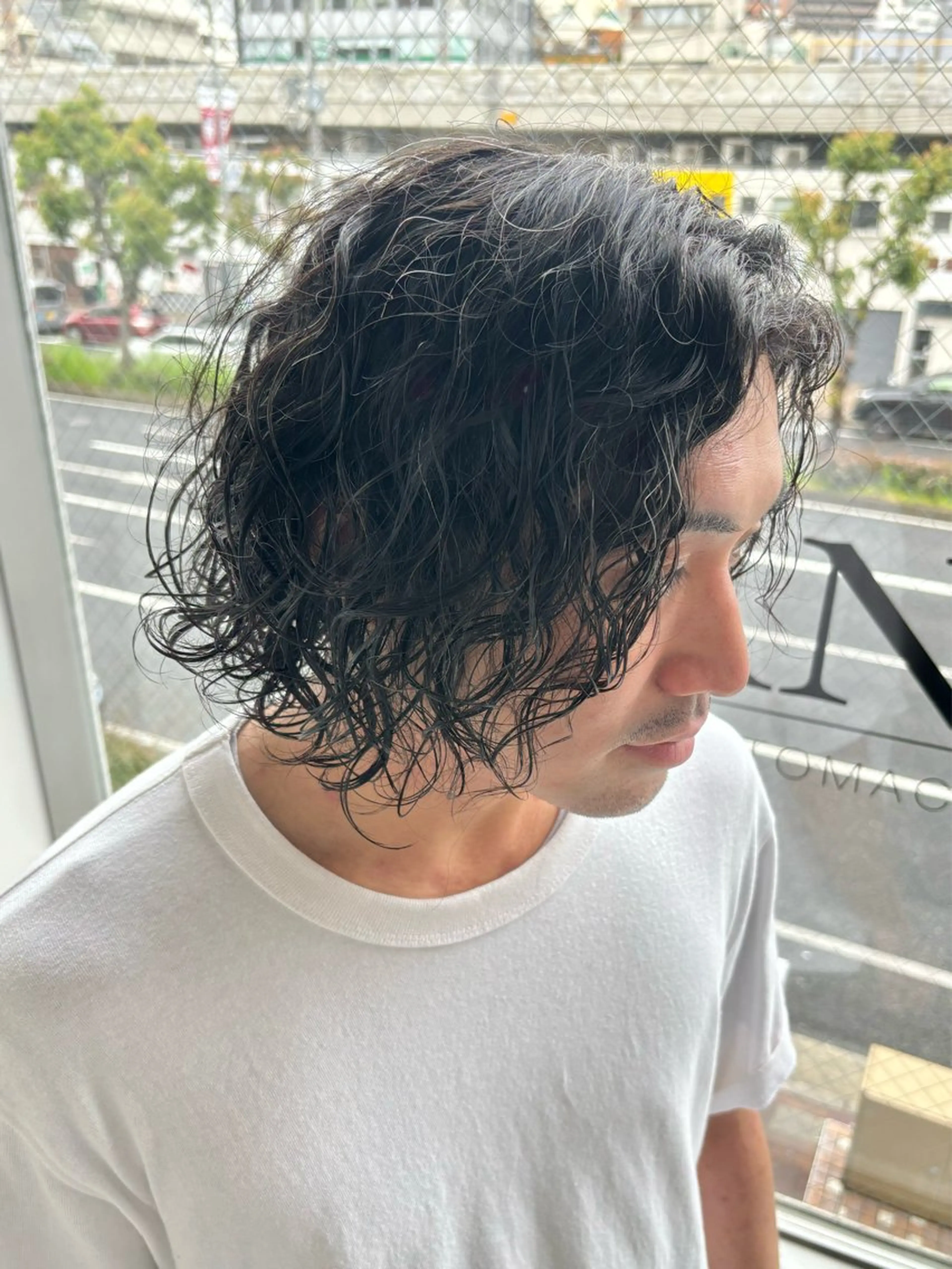 セミロング パーマ メンズ メンズパーマ セミロングパーマ スパイラルパーマ 穐田 航のヘアスタイル