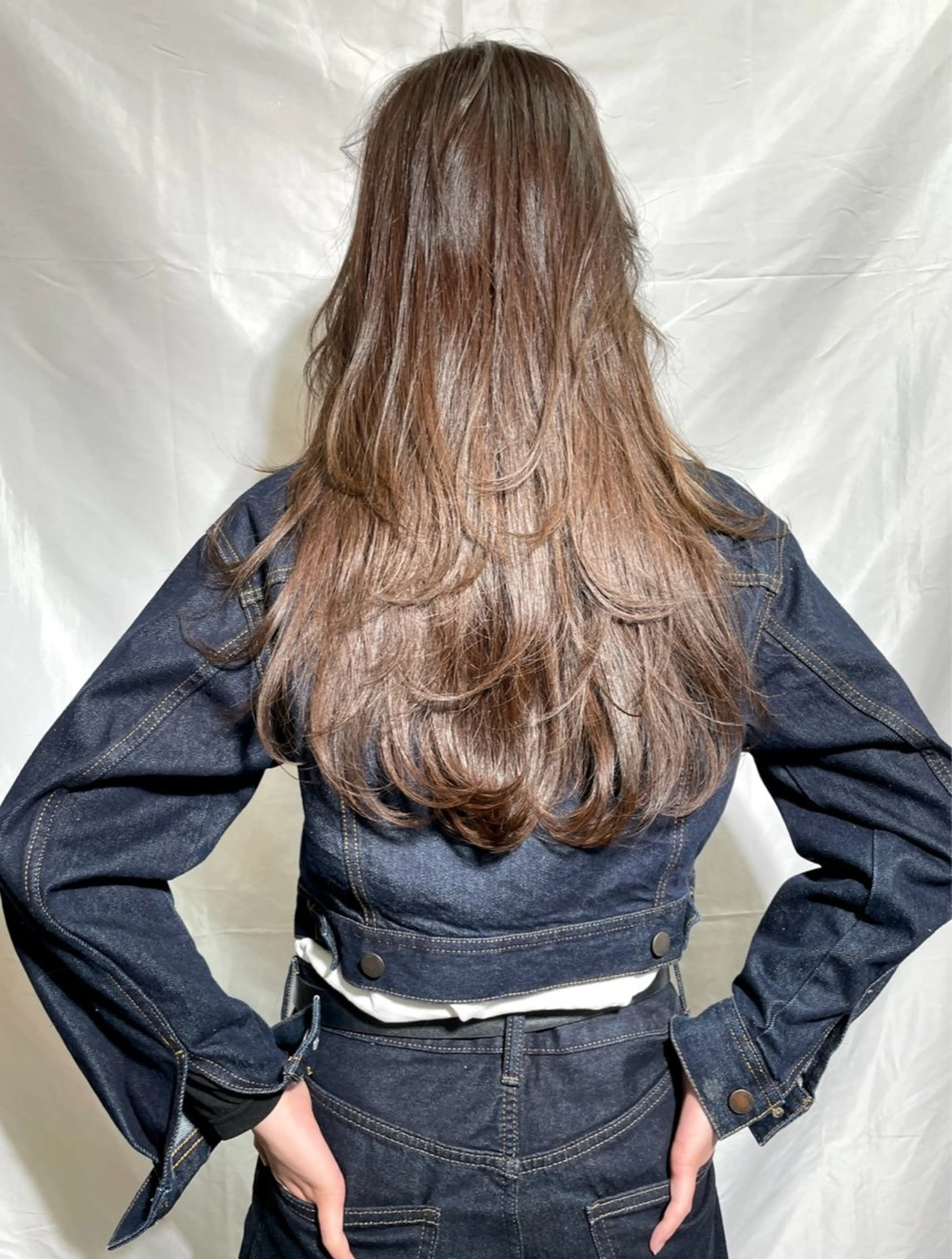 ロング レイヤーカット vivre libreのヘアスタイル