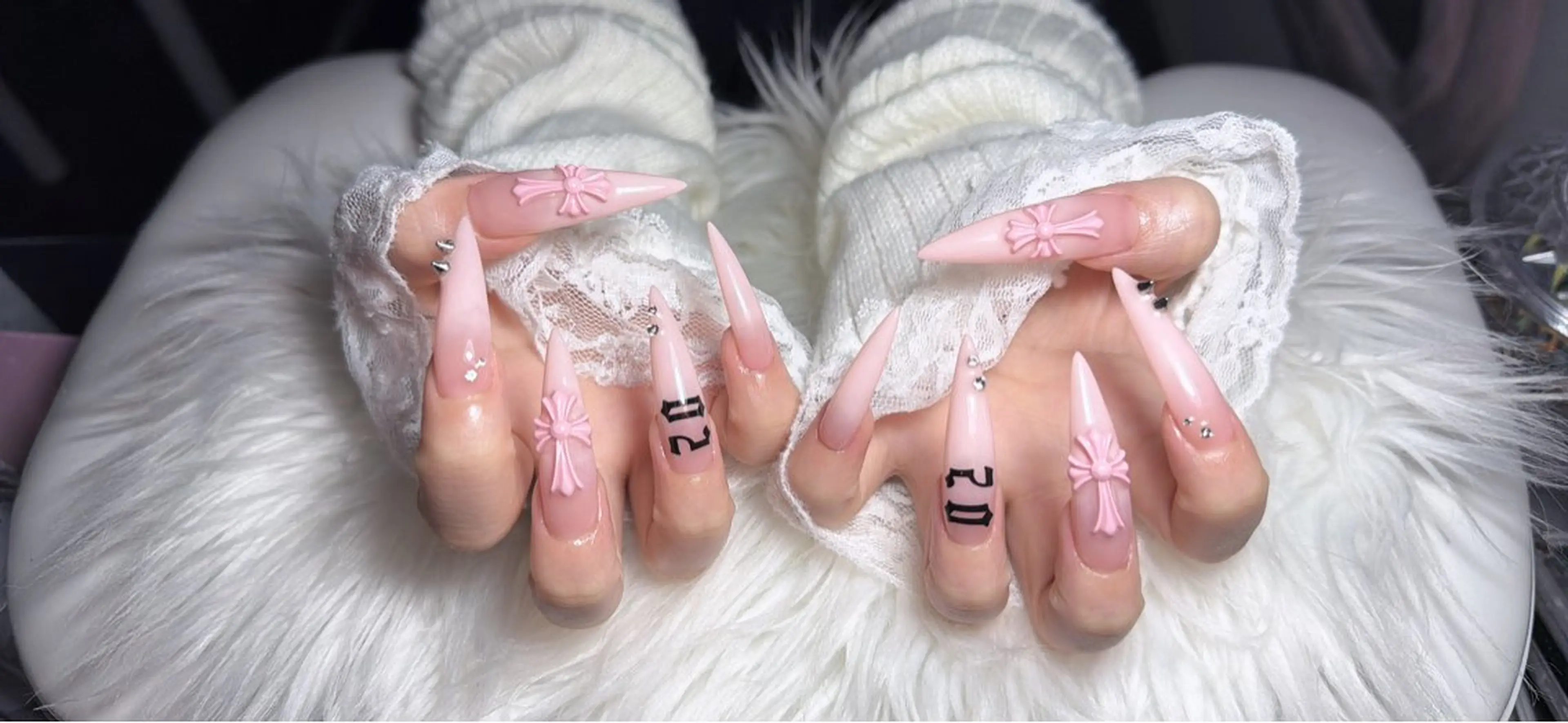 ネイル Ami Nailsのネイルデザイン