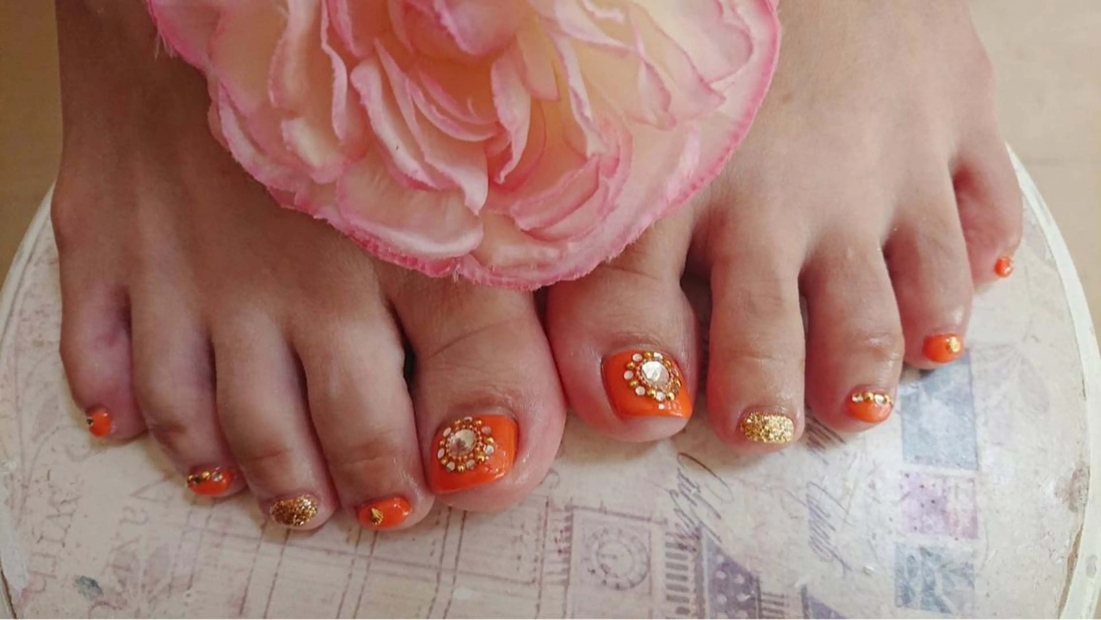 ネイル ♡ビジュール♡ NAIL &まつ毛のマツエク・マツパデザイン