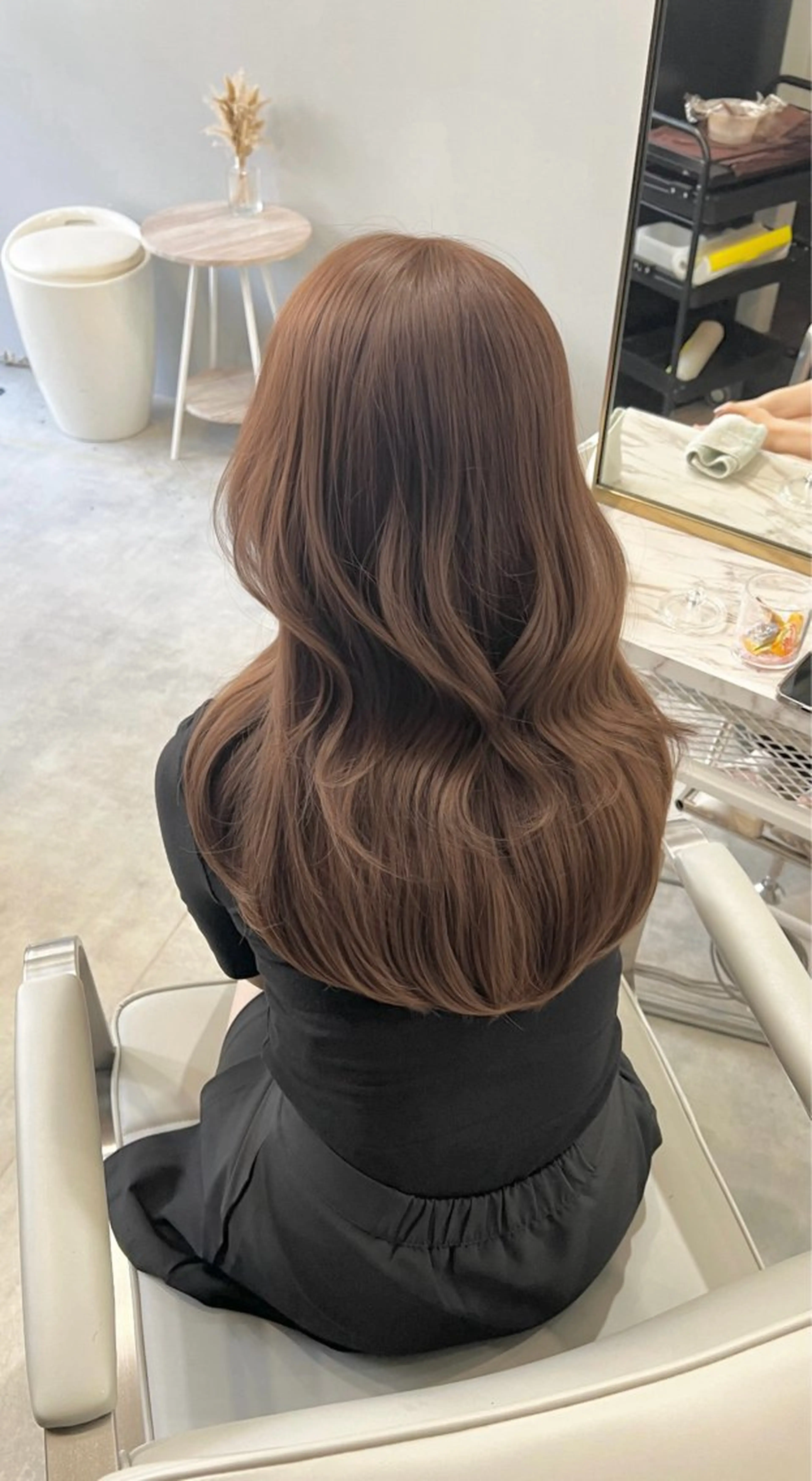 ミディアム カラー ベージュカラー ブリーチ ダブルカラー ヘーゼル ブリーチなしカラー カット ヘアカラー トリートメント ヘアセット 🫧艶ダブルカラー ブリーチ🫧トモヤのヘアスタイル
