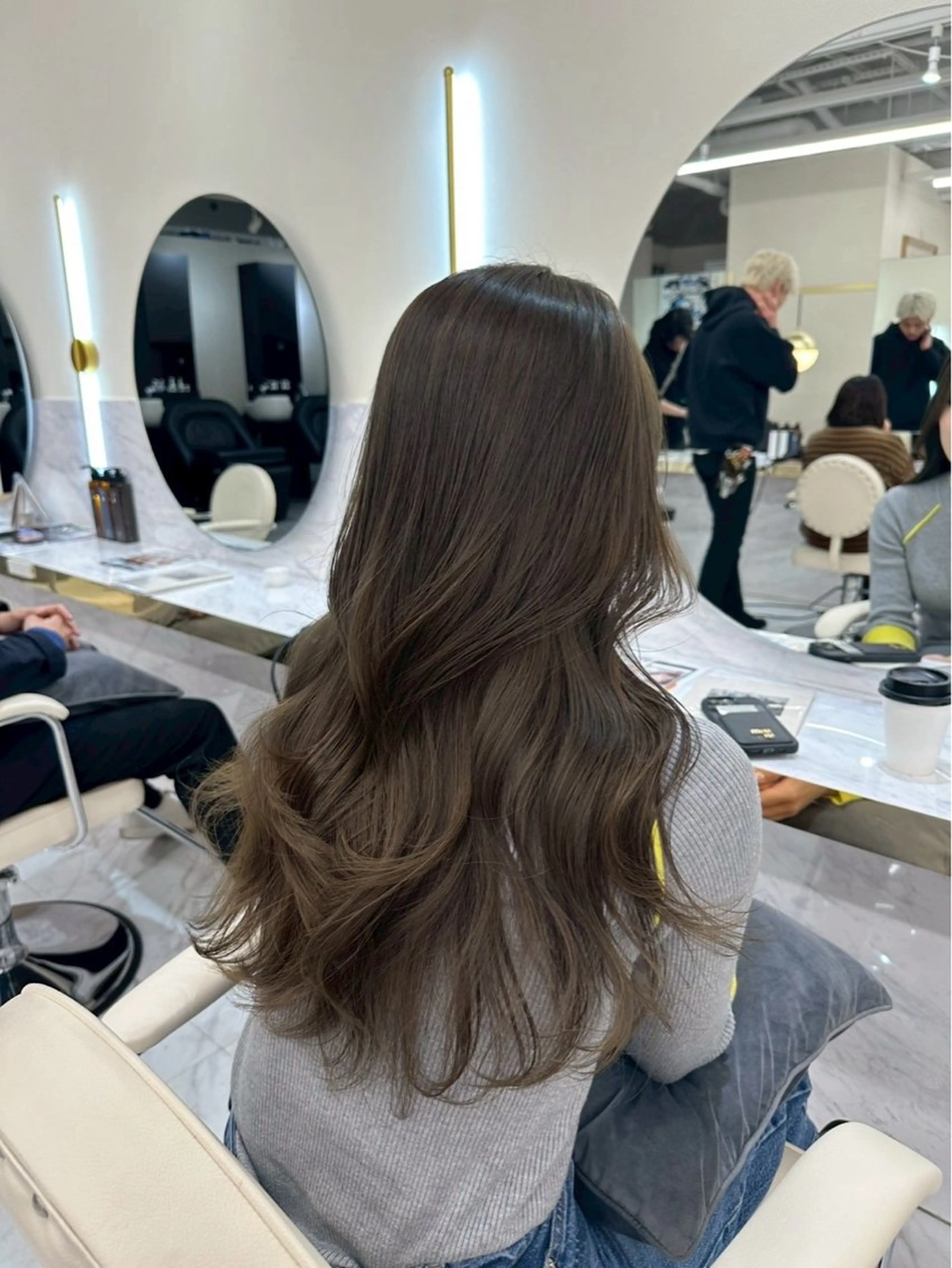 ロング カラー ベージュカラー オリーブベージュ ヘアカラー 髪質改善🫧 カラー特化/Hinaのヘアスタイル