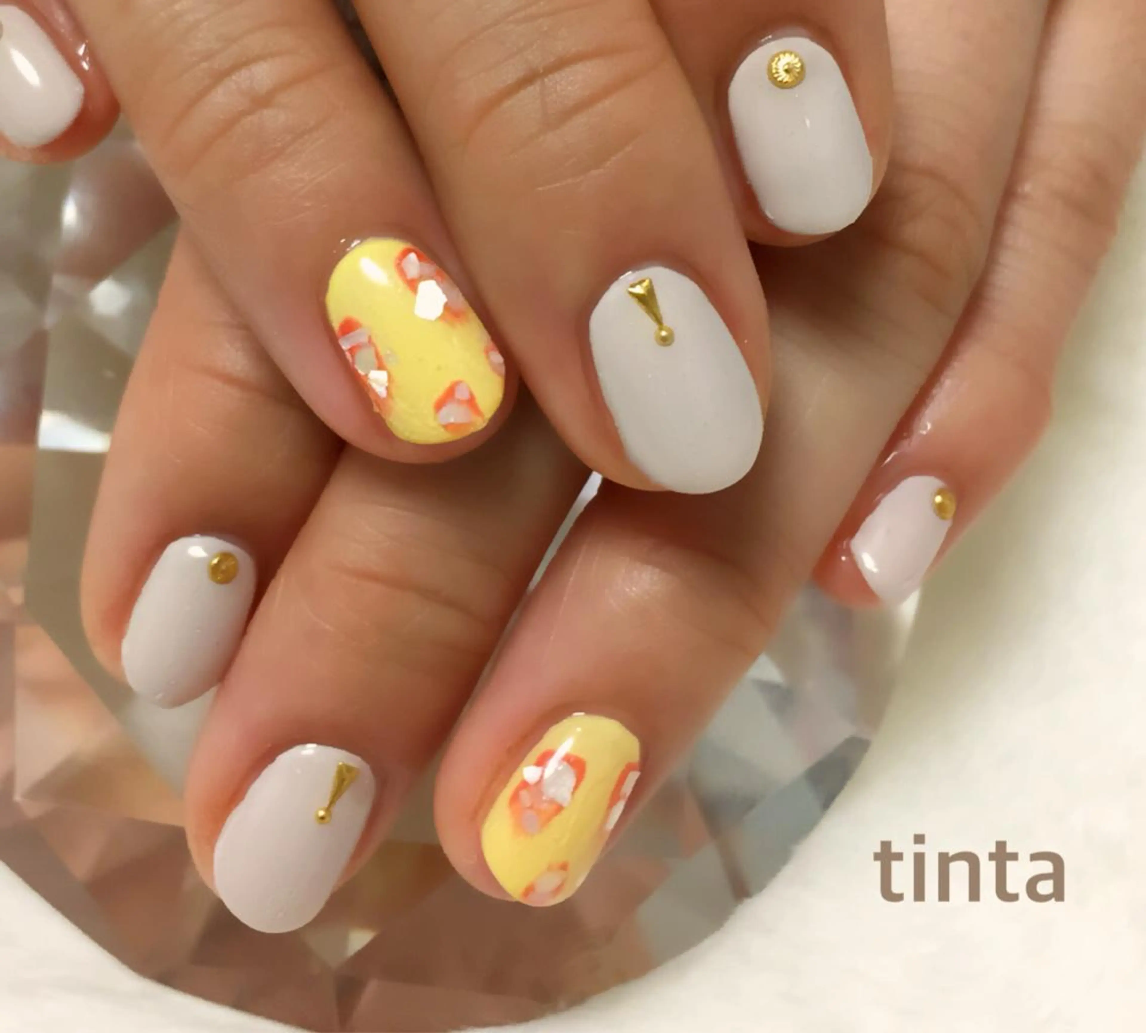 ネイル 黄色 馬場 典子のネイルデザイン