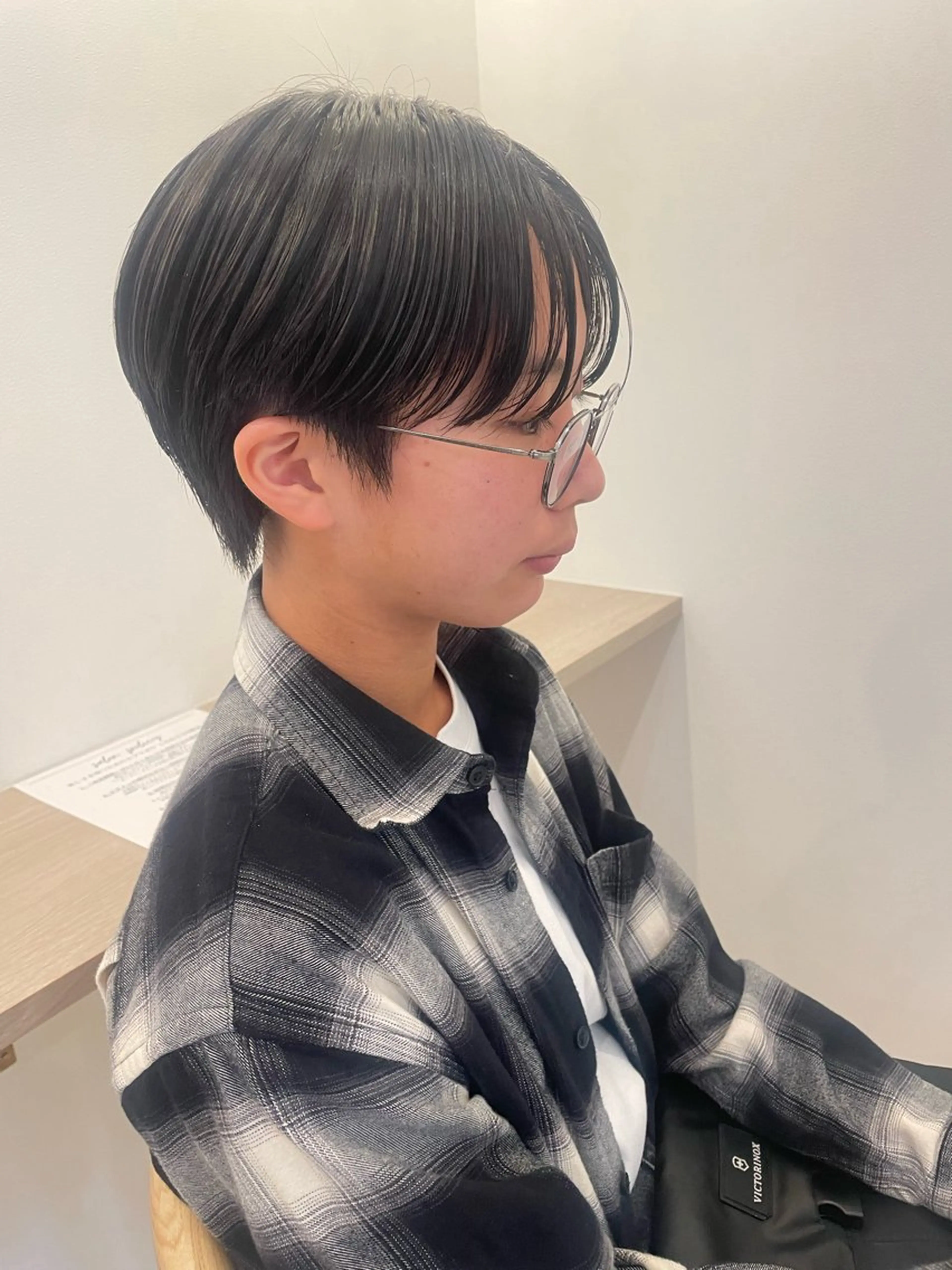 ショート ルプラボウ/日野 /ショート/レイヤーのヘアスタイル