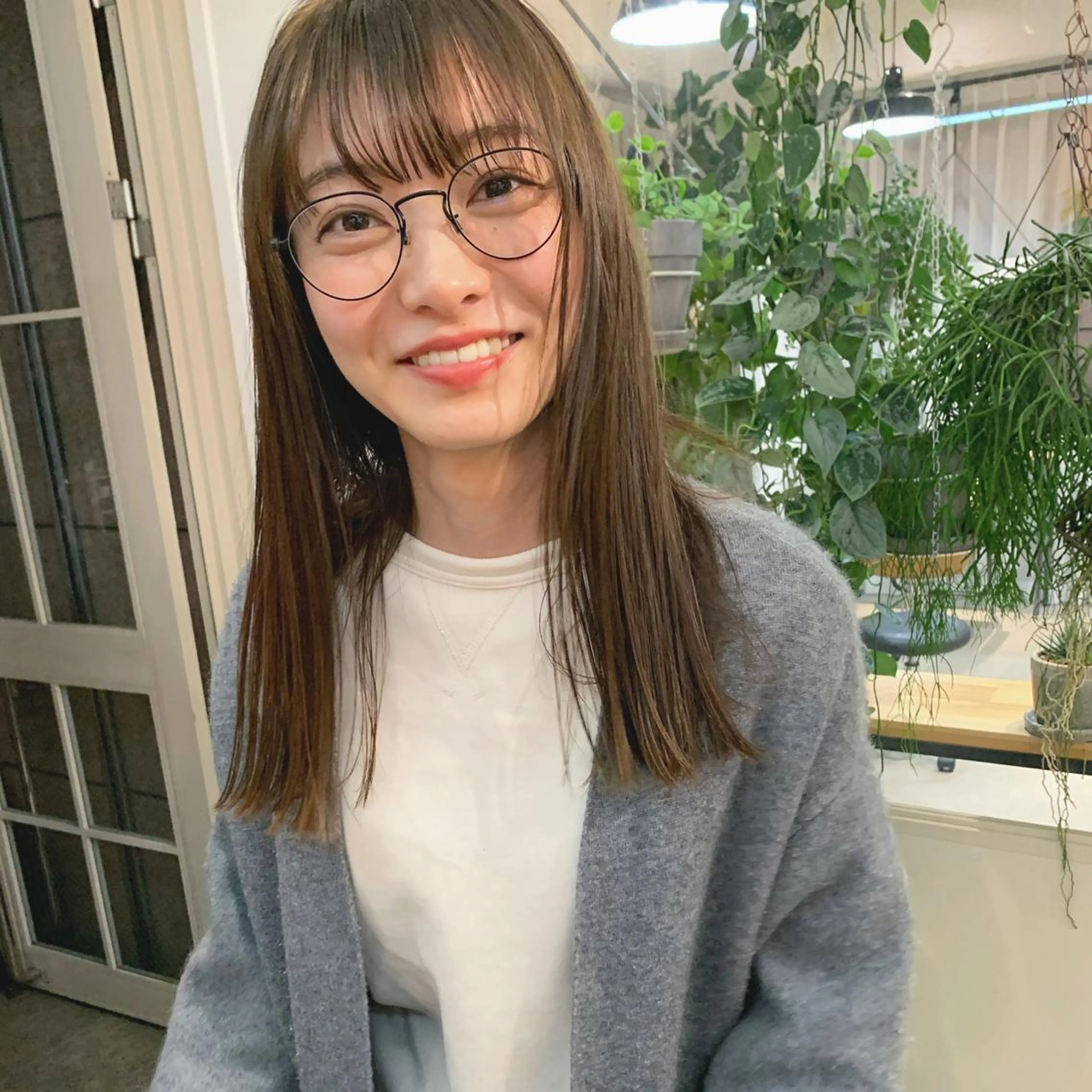 ロング カラー ヘアカラー トリートメント ハイトーンボブ 前田 表参道　グレージュのヘアスタイル