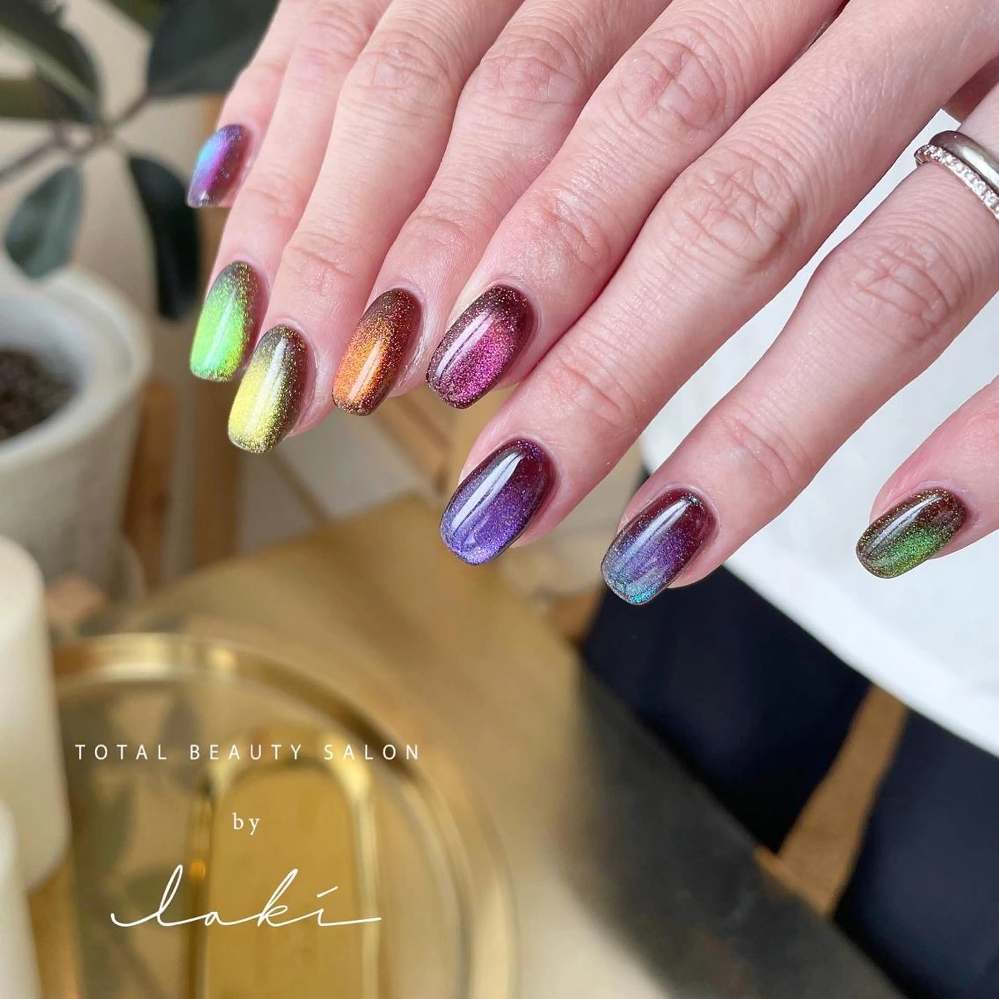 ネイル マグネットネイル my&_ maimiのネイルデザイン