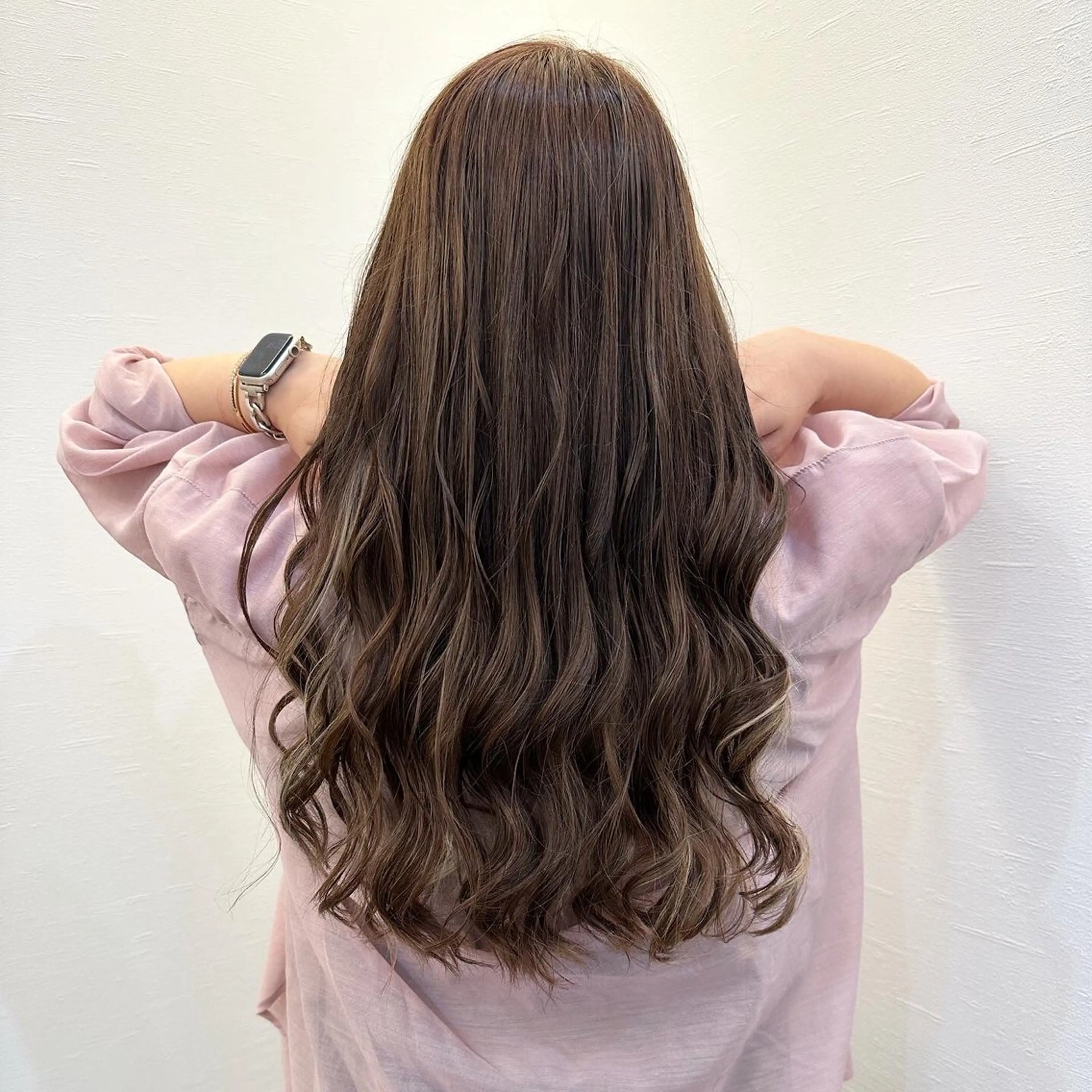 カラー カット ヘアカラー ツノガイ エリのヘアスタイル